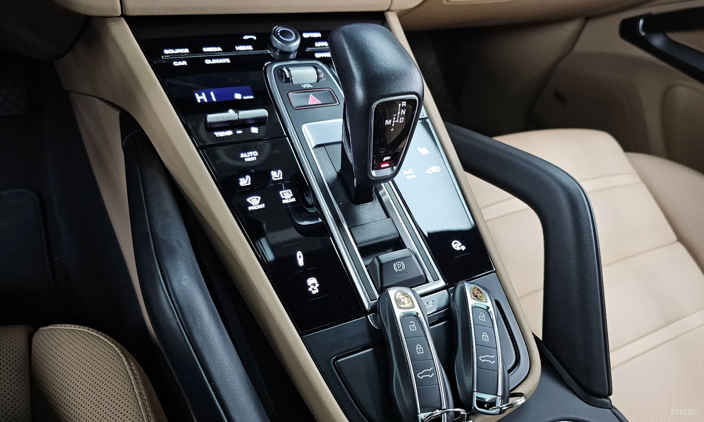 Porsche Cayenne (PO536) превью 9