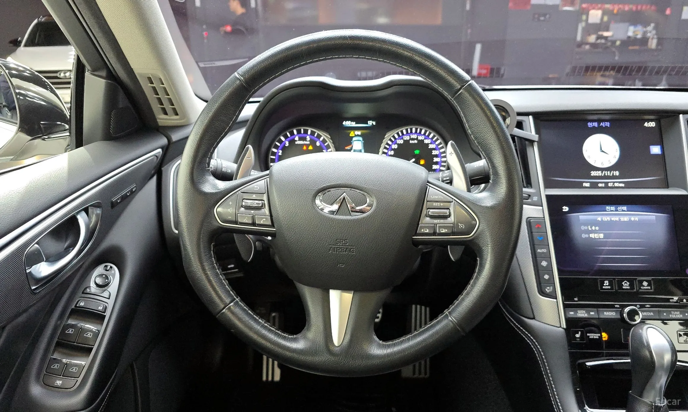 Infiniti Q50 превью 13