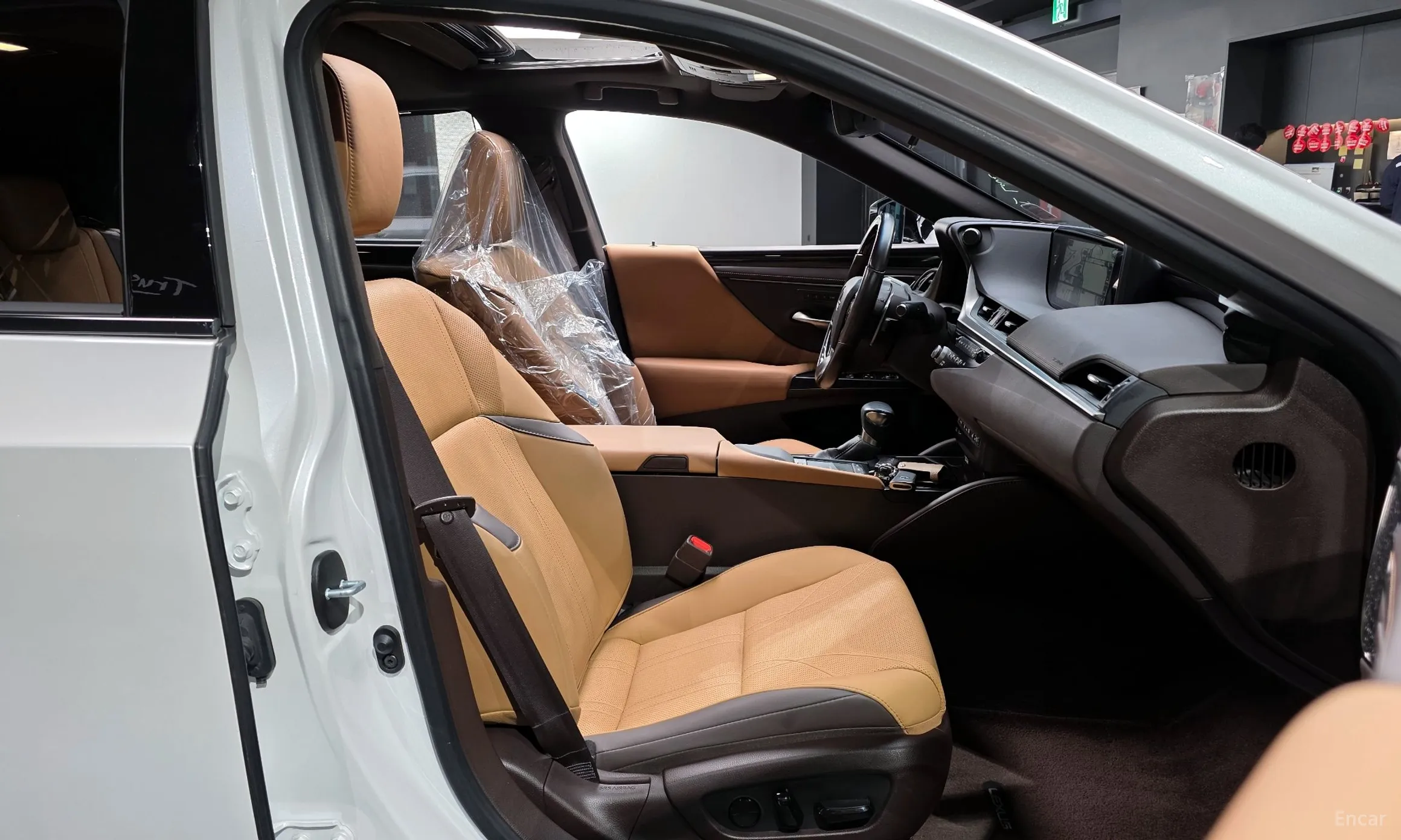 Lexus ES300h 7th Generation превью 10