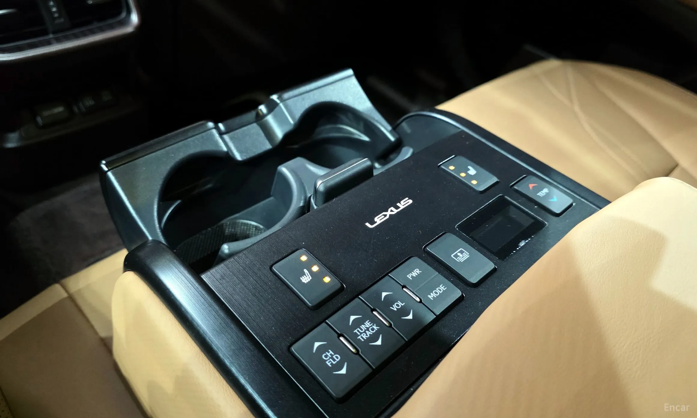 Lexus ES300h 7th Generation превью 17