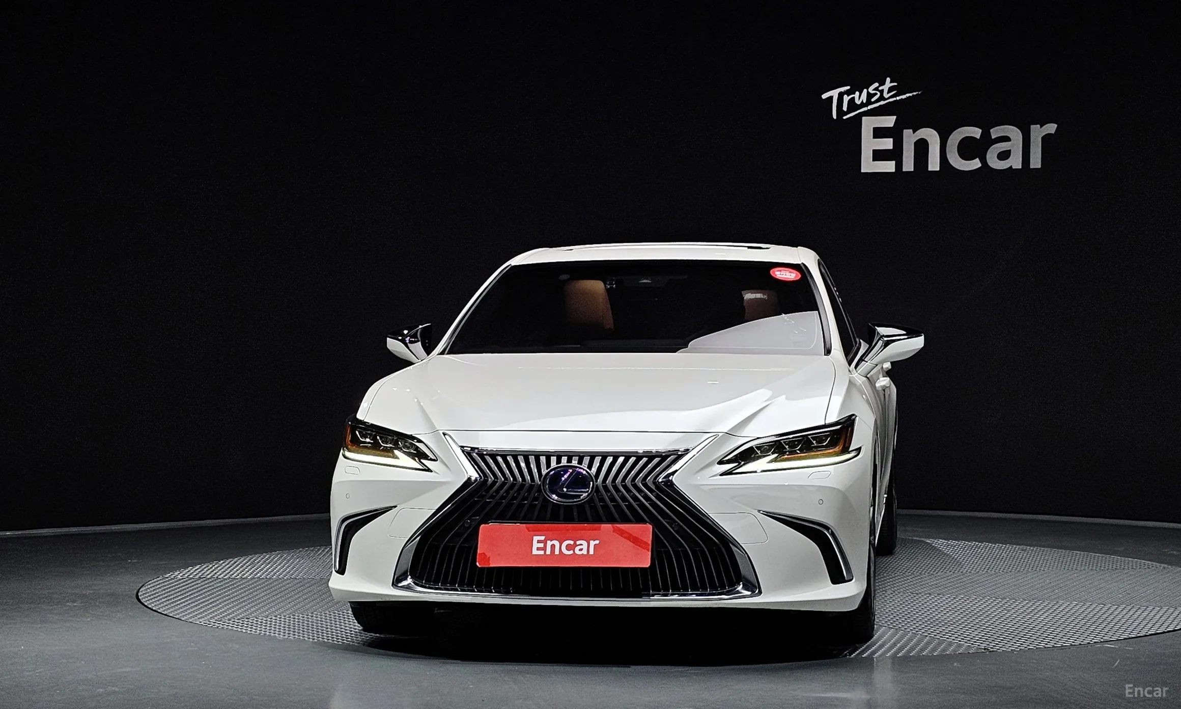 Lexus ES300h 7th Generation превью 3