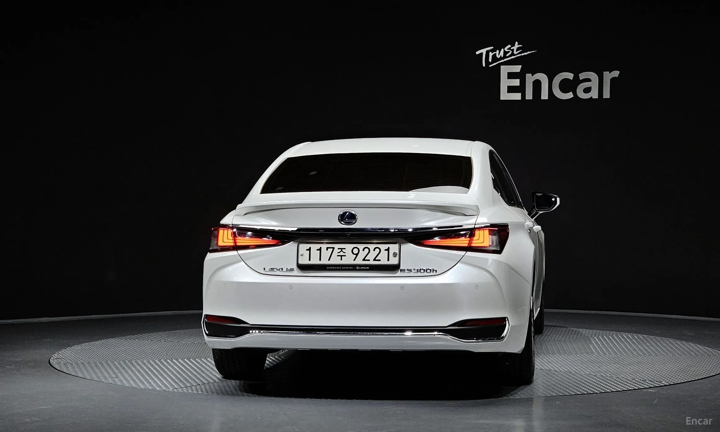 Lexus ES300h 7th Generation превью 4