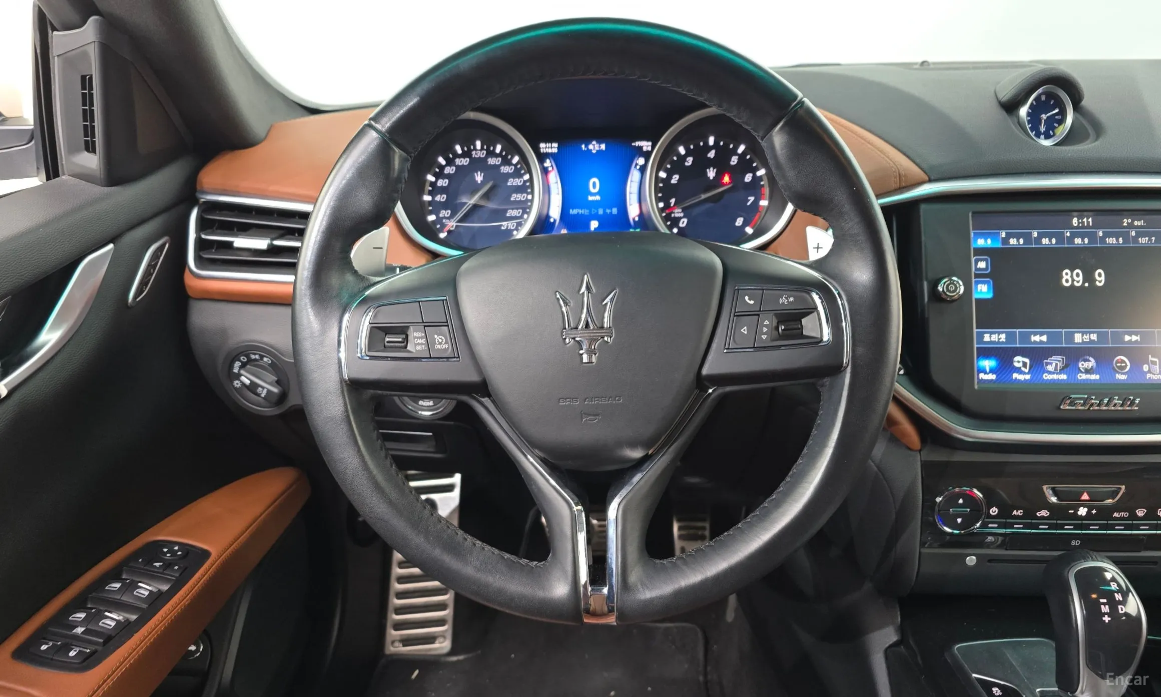 Maserati Ghibli превью 13