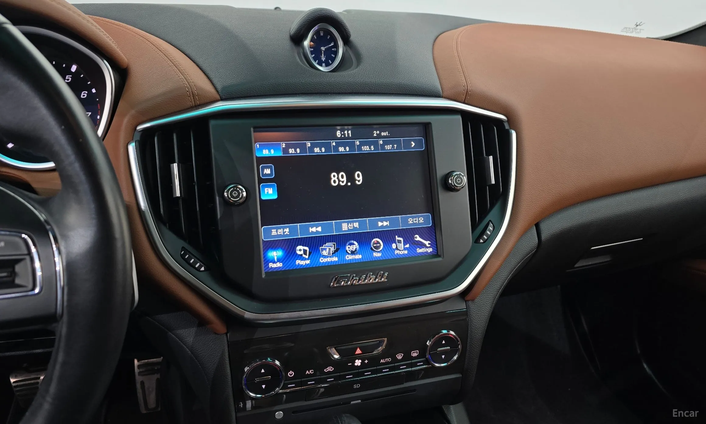 Maserati Ghibli превью 14