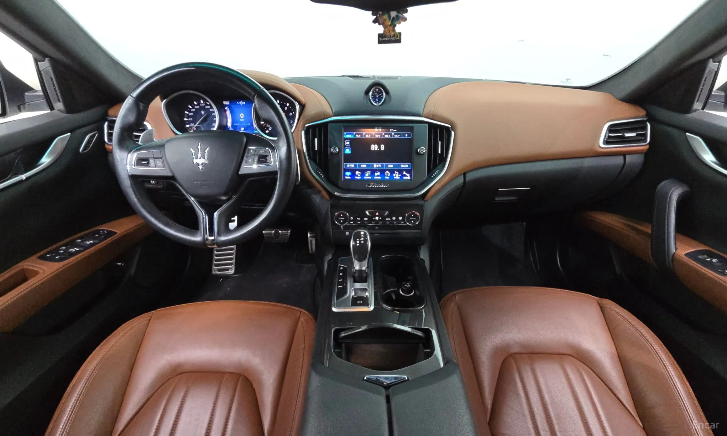 Maserati Ghibli превью 7