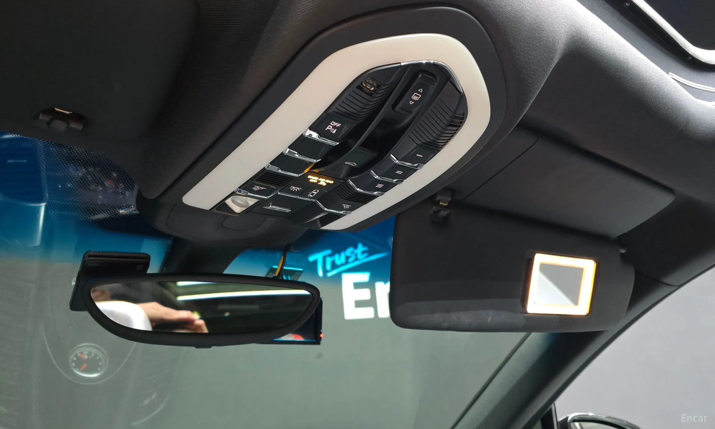 Porsche New Cayenne превью 19