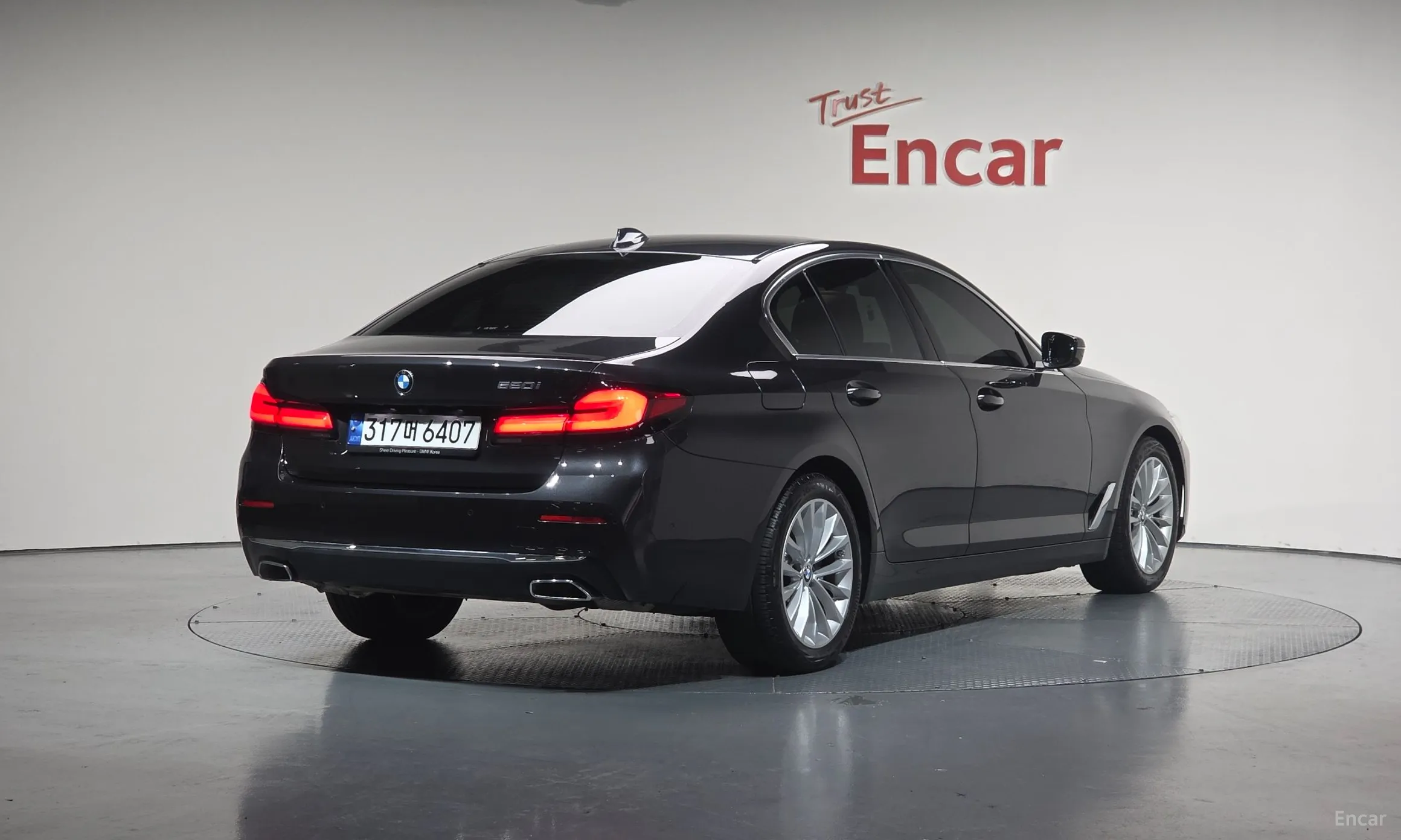 BMW 5 Series (G30)