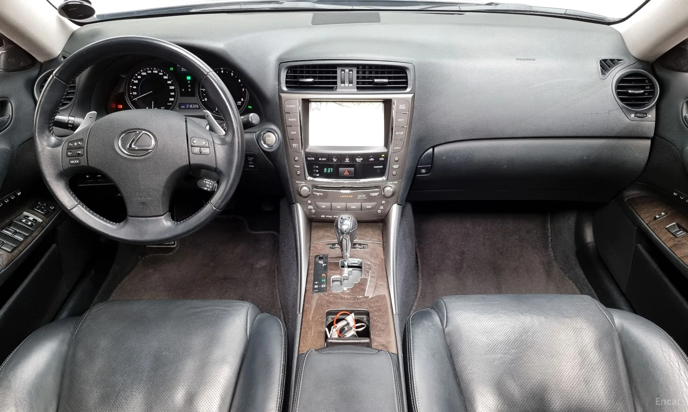 Lexus IS250 превью 7