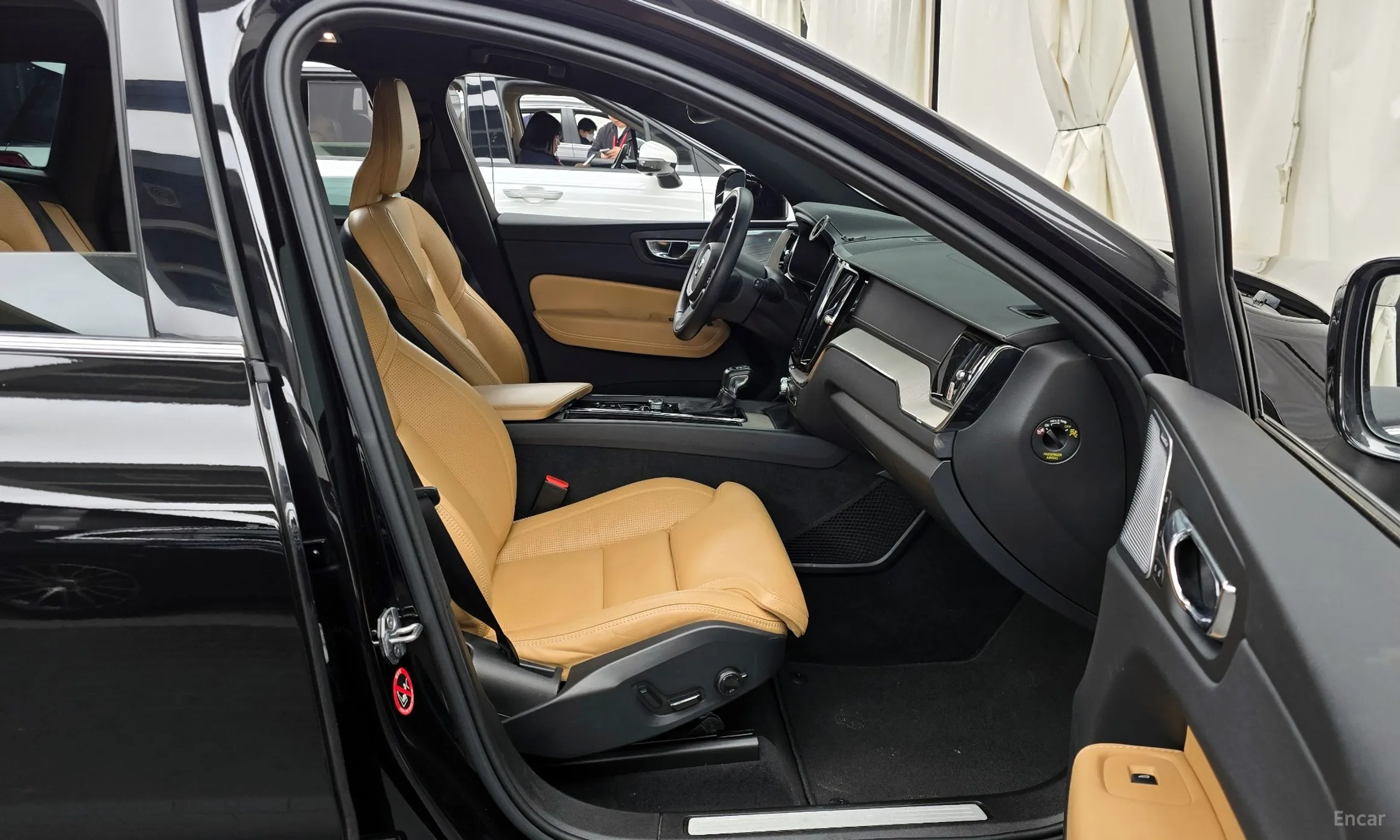 Volvo XC60 Gen 2 превью 11