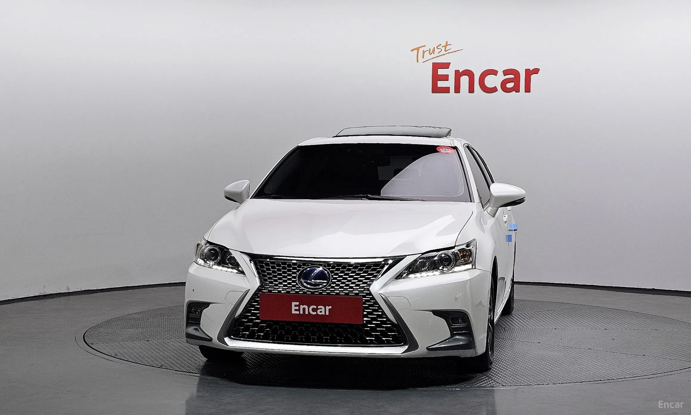 Lexus CT200h превью 3