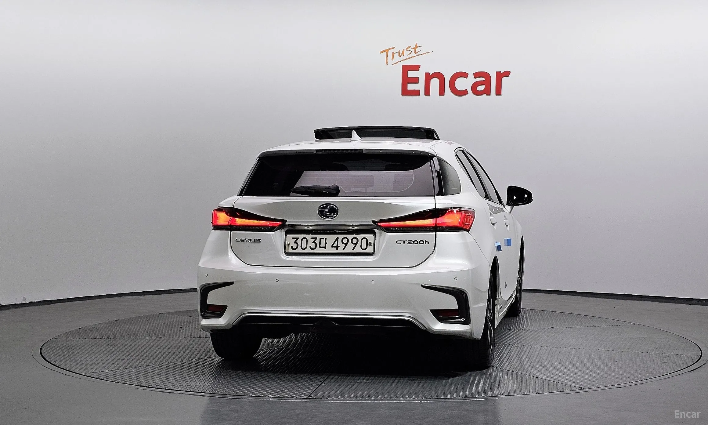 Lexus CT200h превью 4