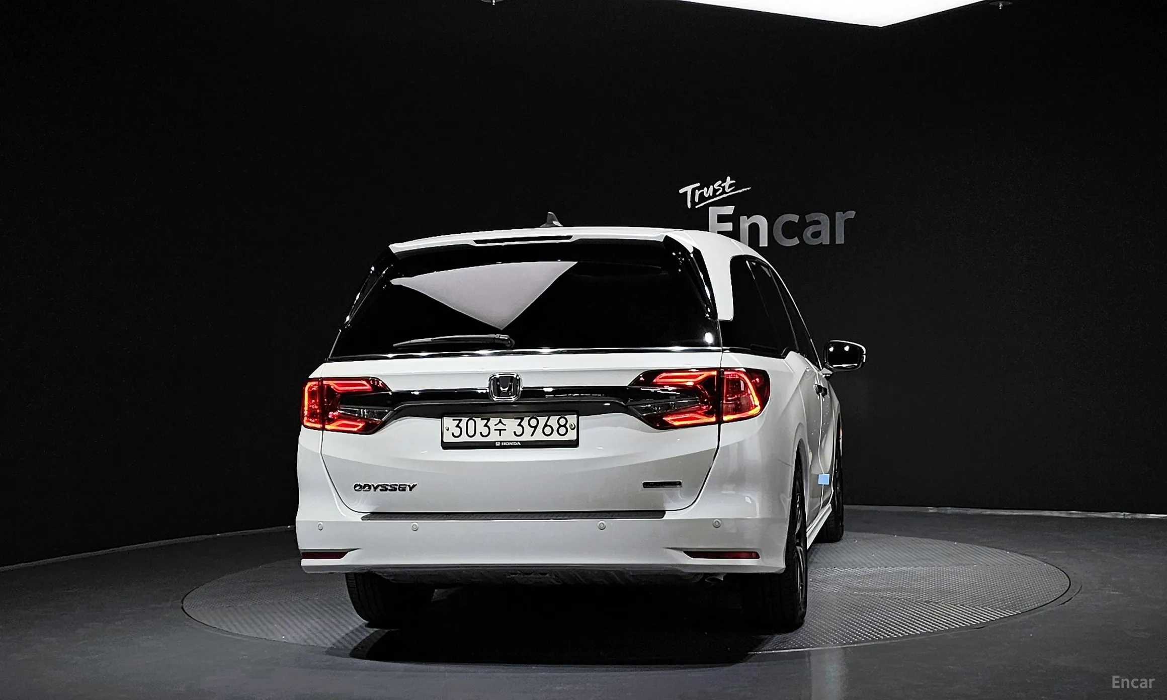 Honda Odyssey превью 4