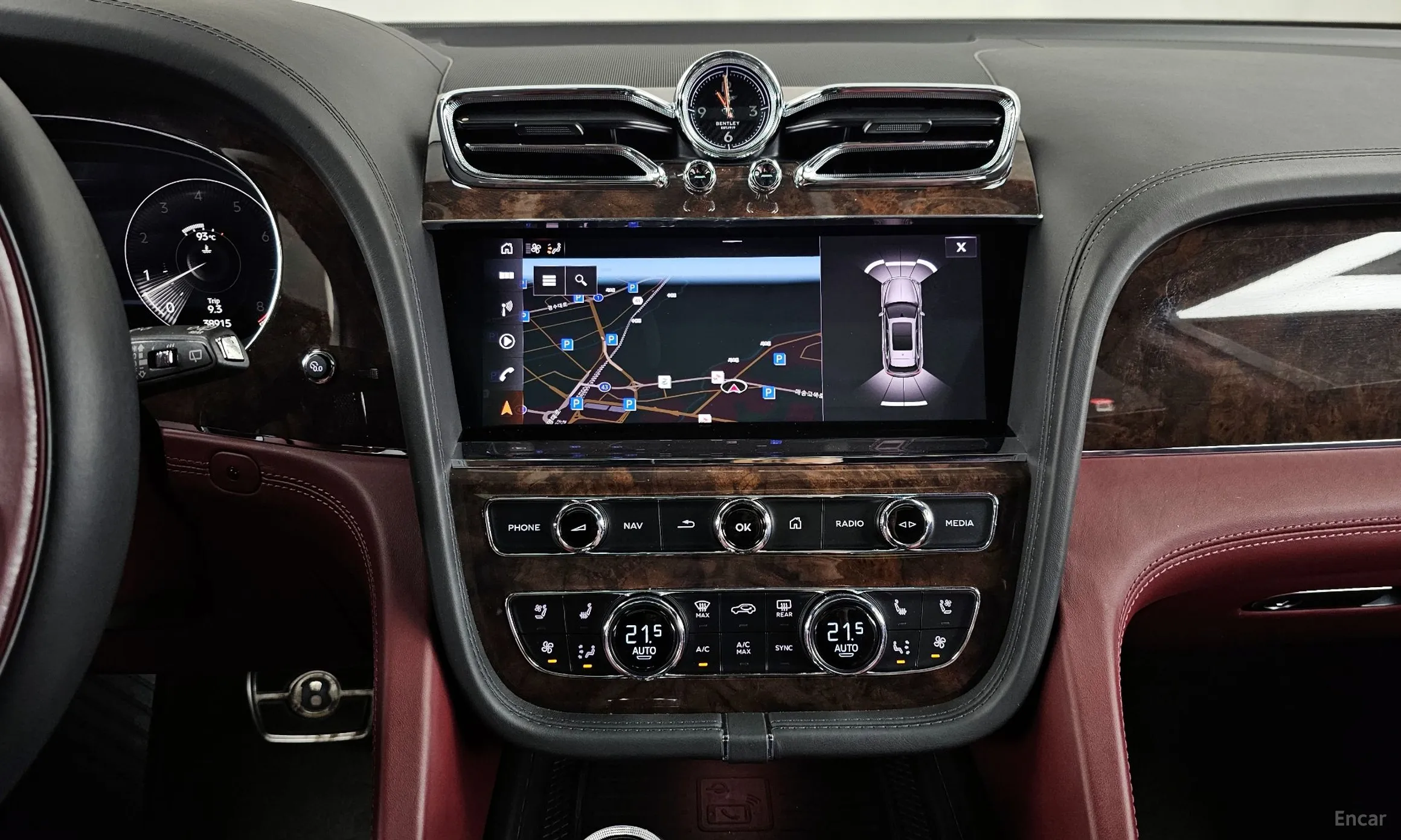 Bentley Bentayga превью 14