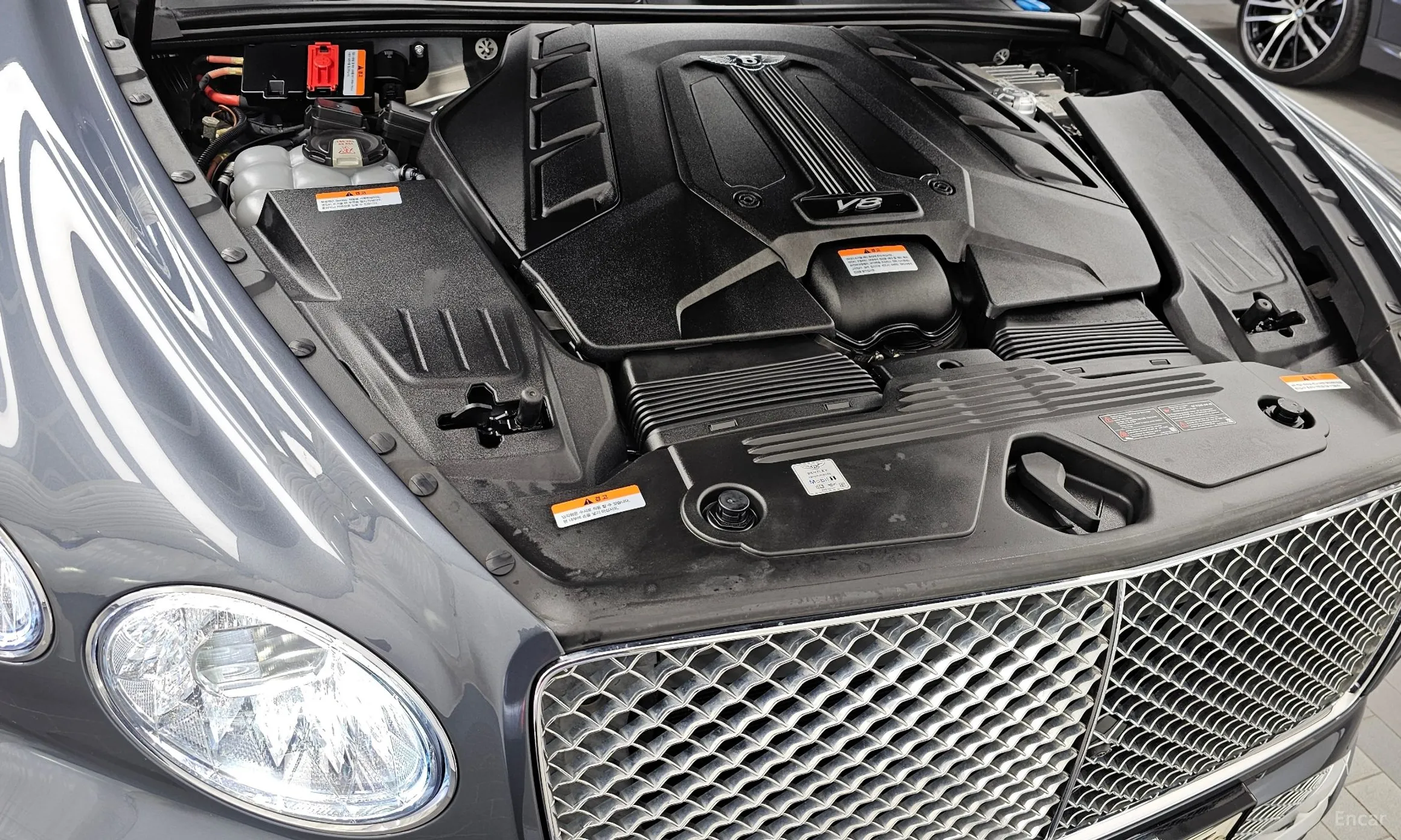 Bentley Bentayga превью 6