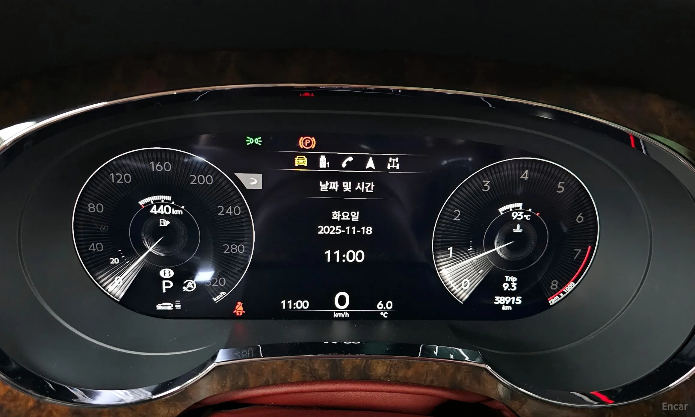 Bentley Bentayga превью 8