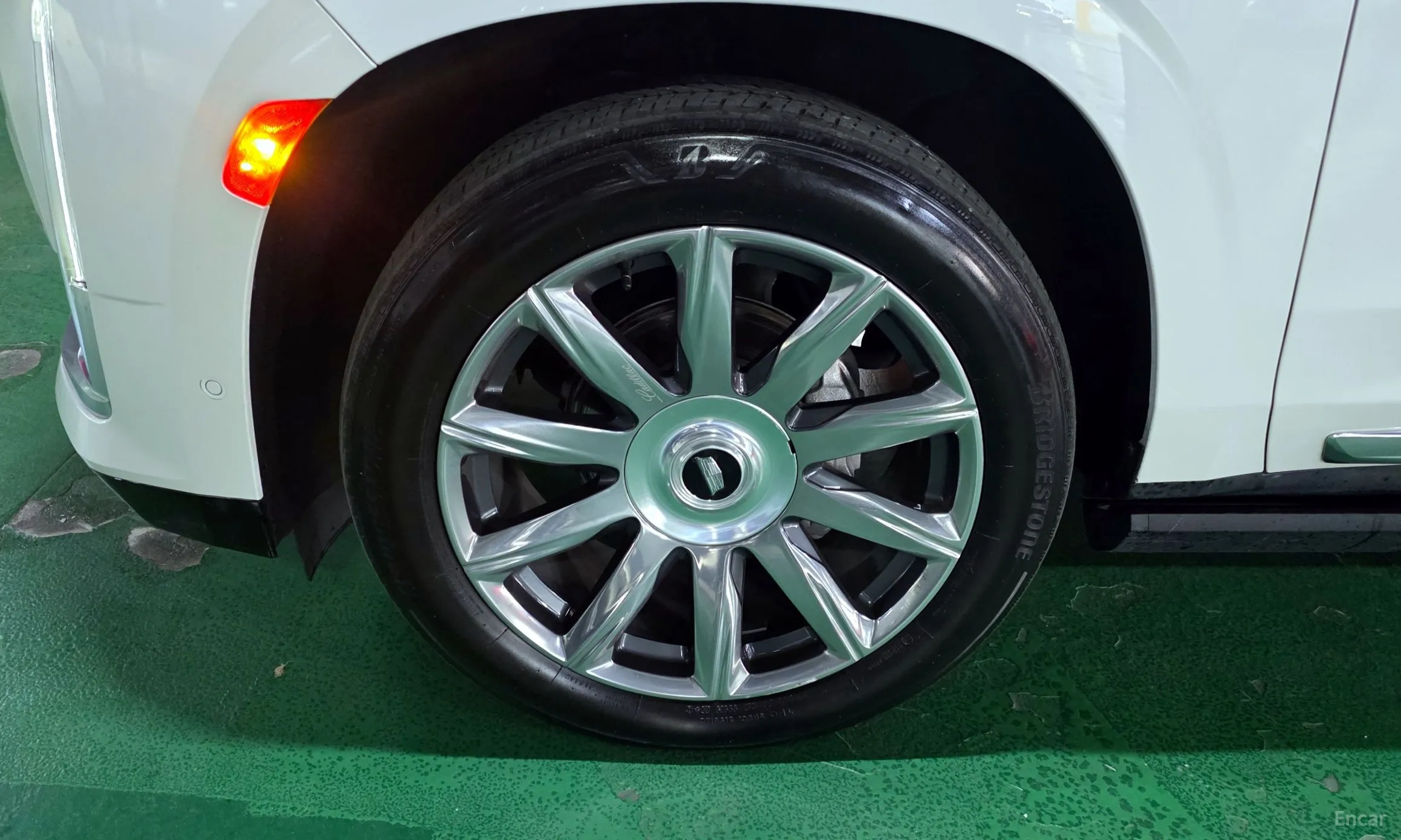 Cadillac Escalade 5th Generation превью 5