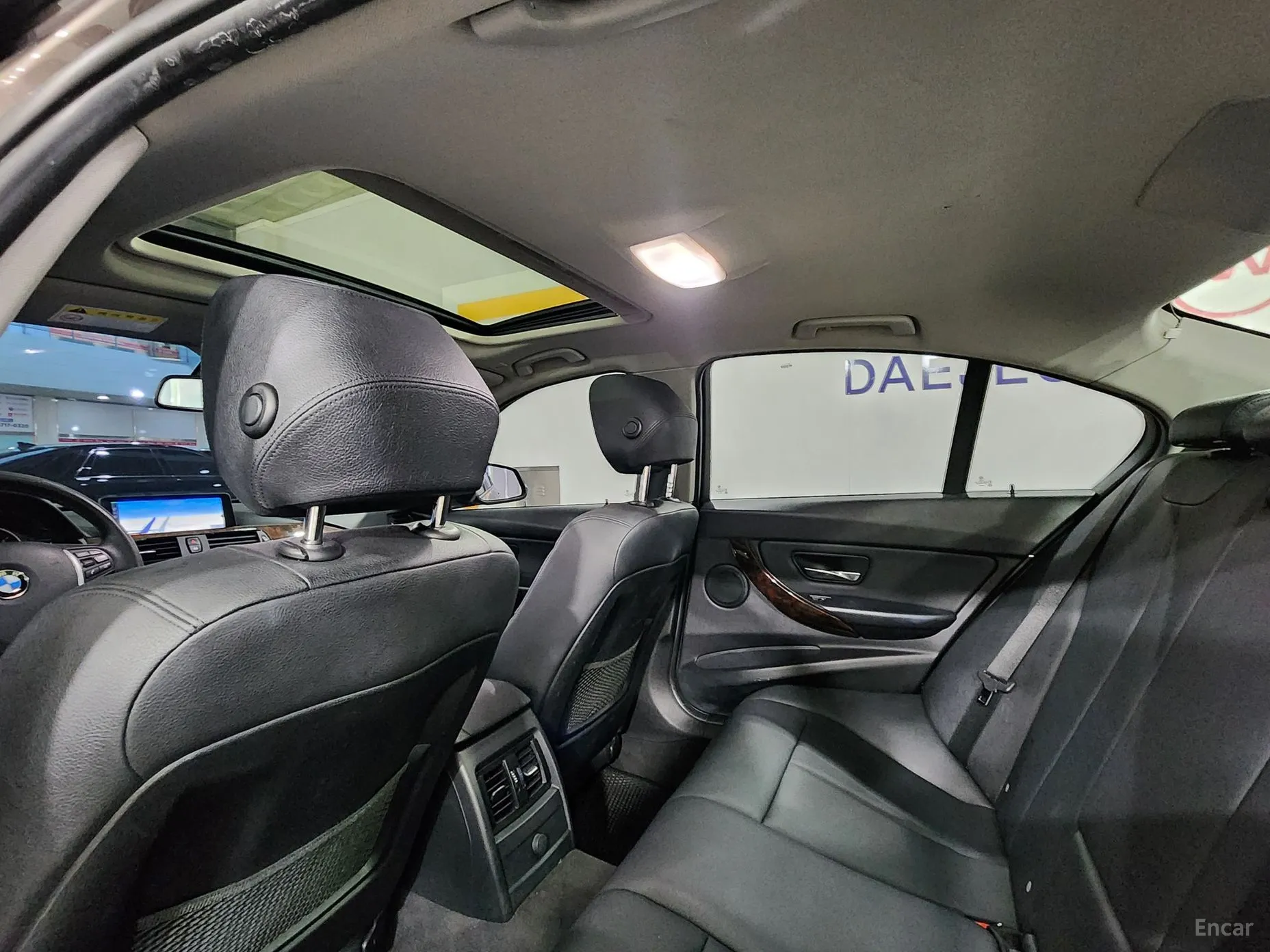 BMW 3 Series (F30) превью 13
