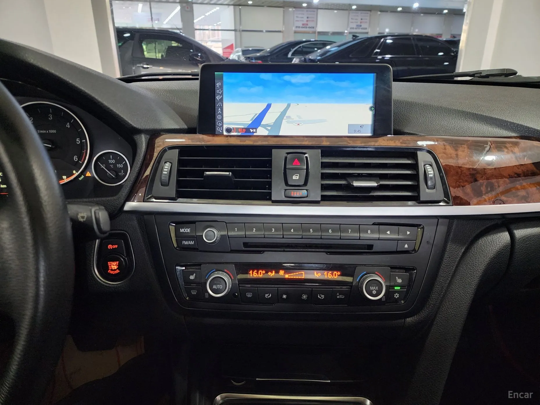 BMW 3 Series (F30) превью 7