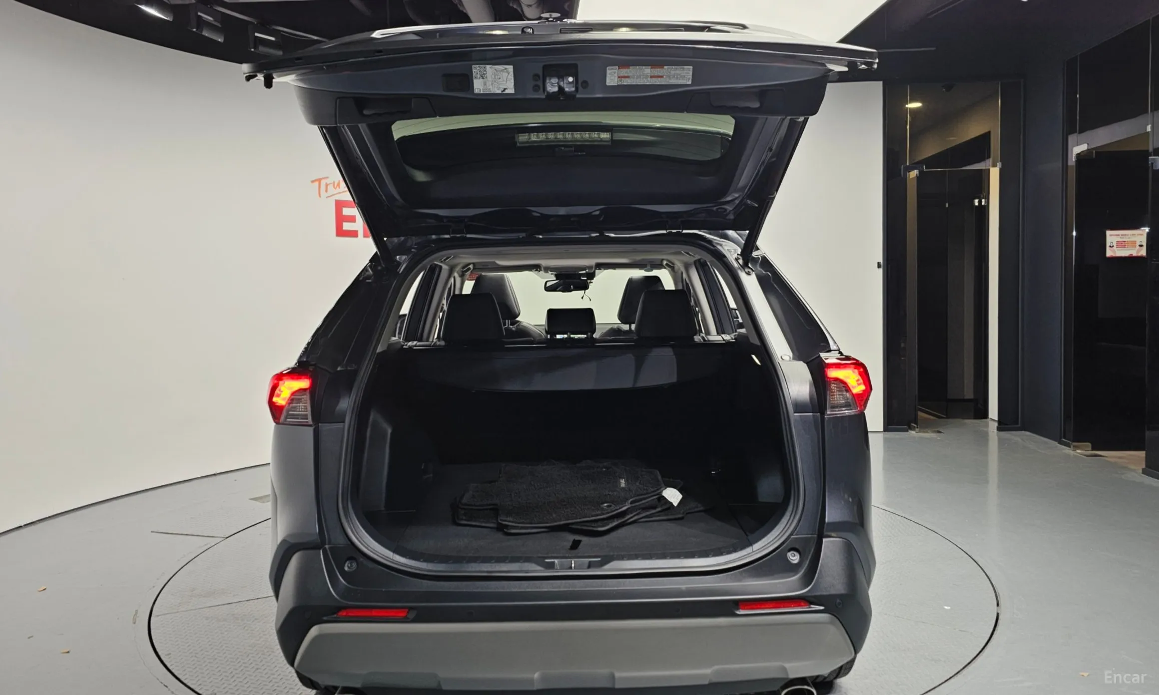Toyota RAV4 5th Generation превью 20