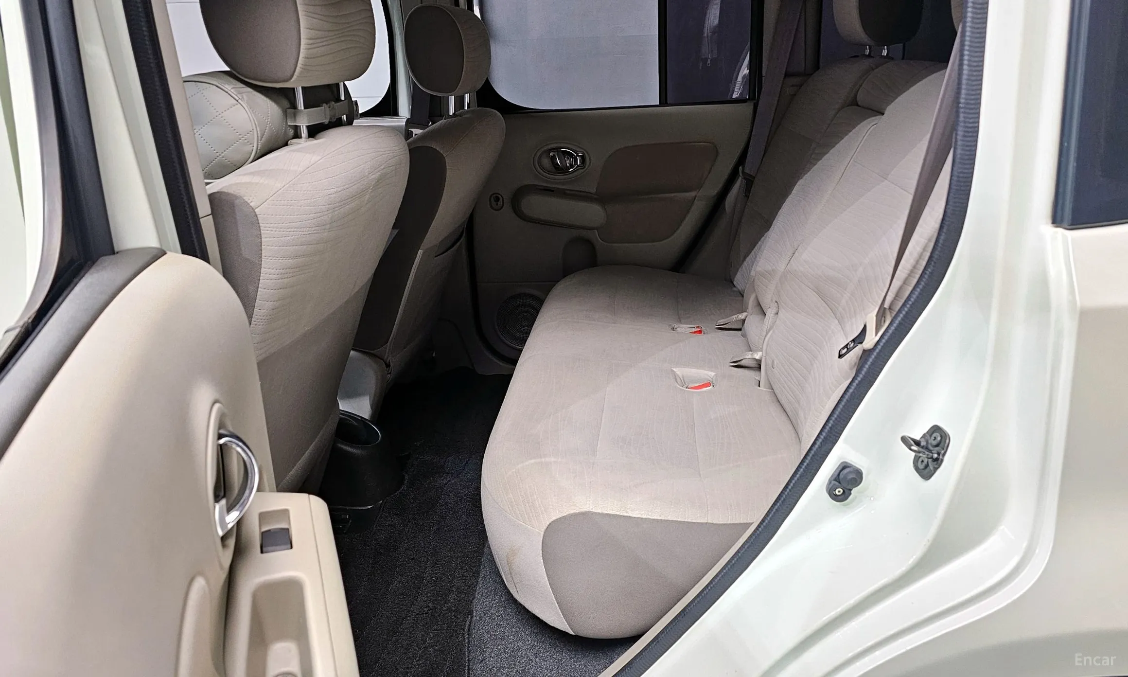 Nissan Cube превью 12