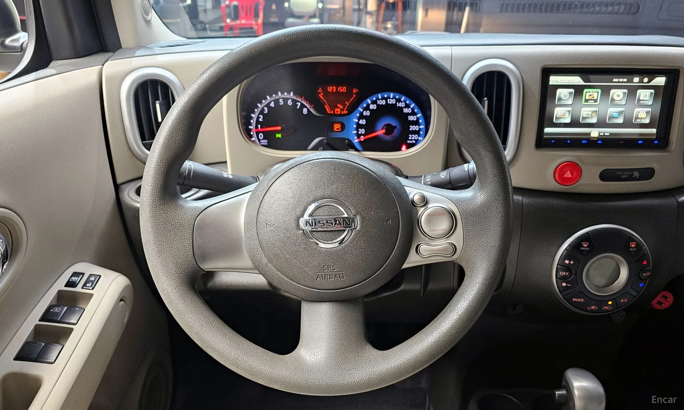 Nissan Cube превью 14