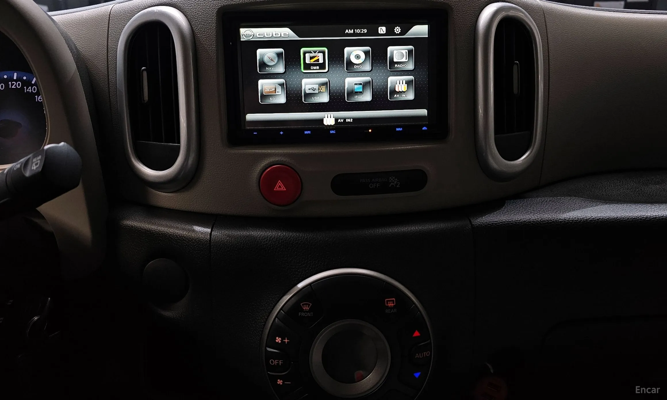 Nissan Cube превью 15