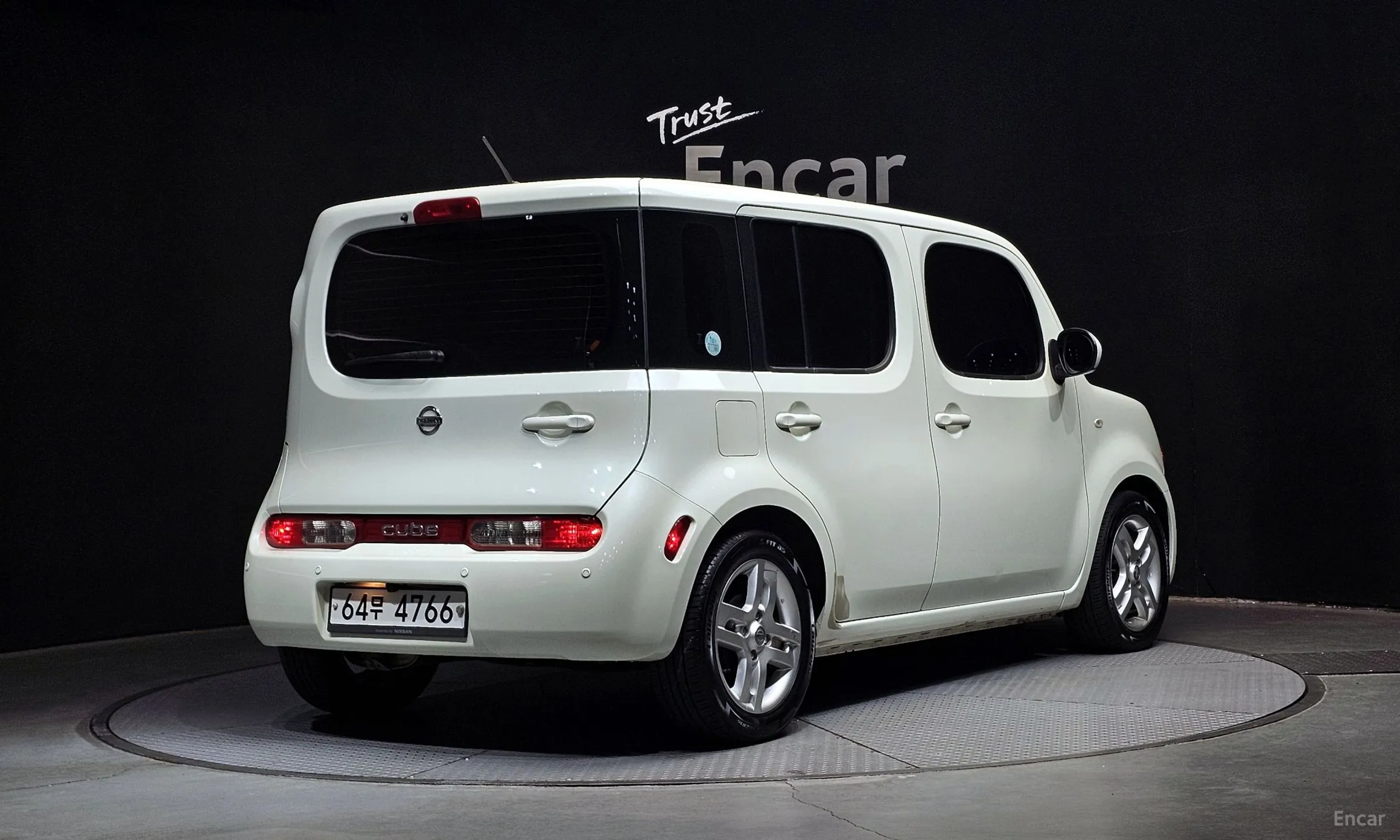 Nissan Cube превью 2