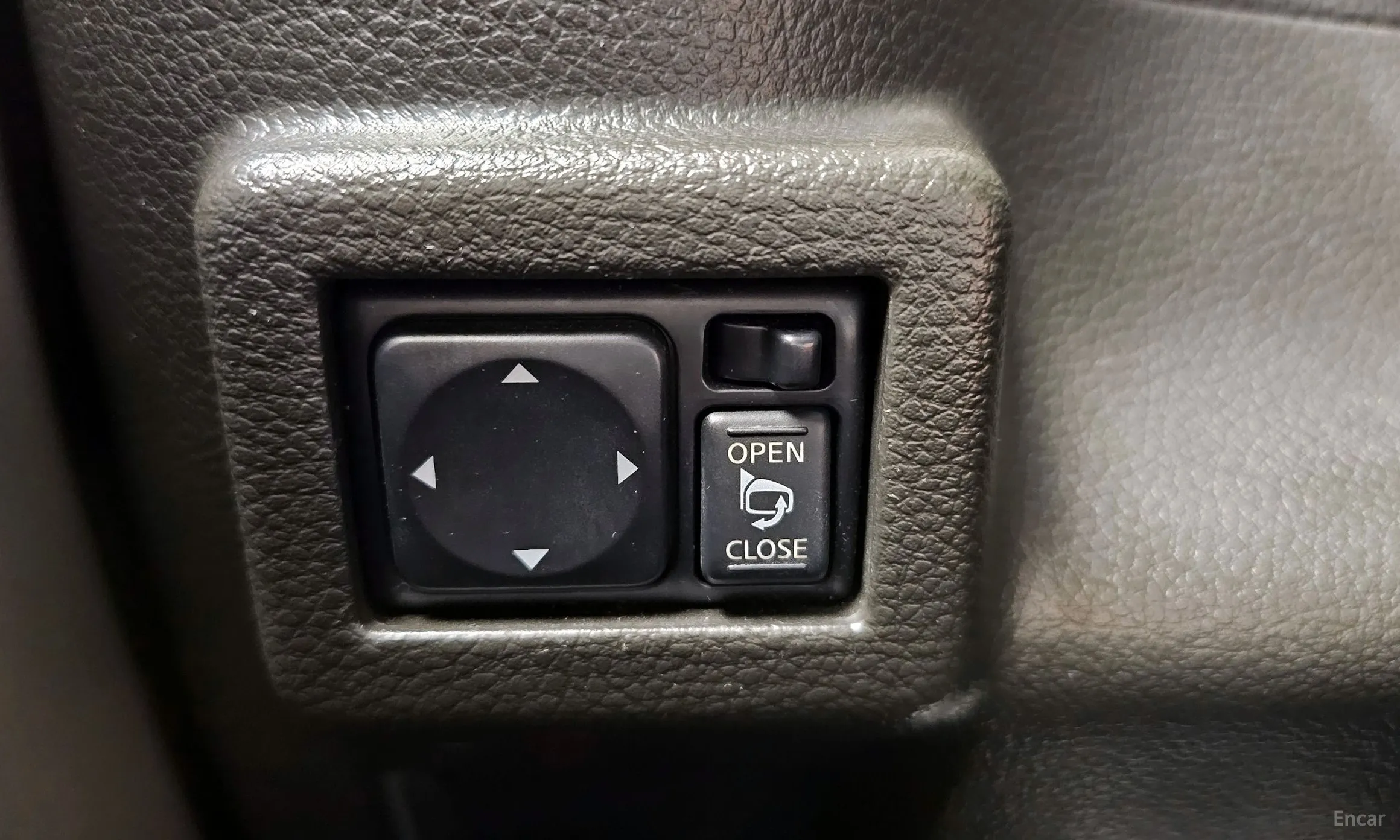 Nissan Cube превью 18