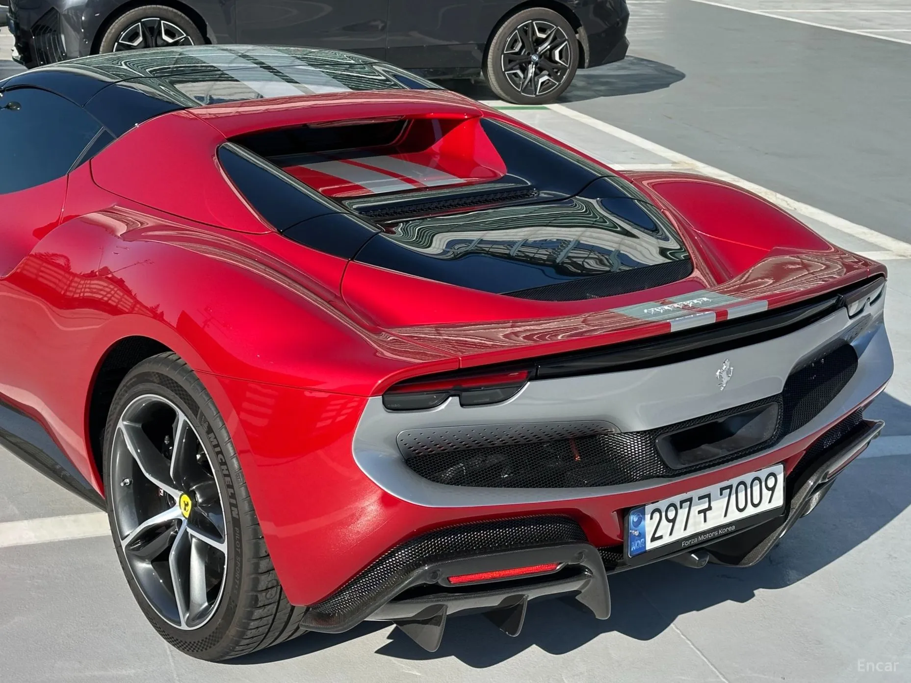Ferrari 296 GTS превью 19