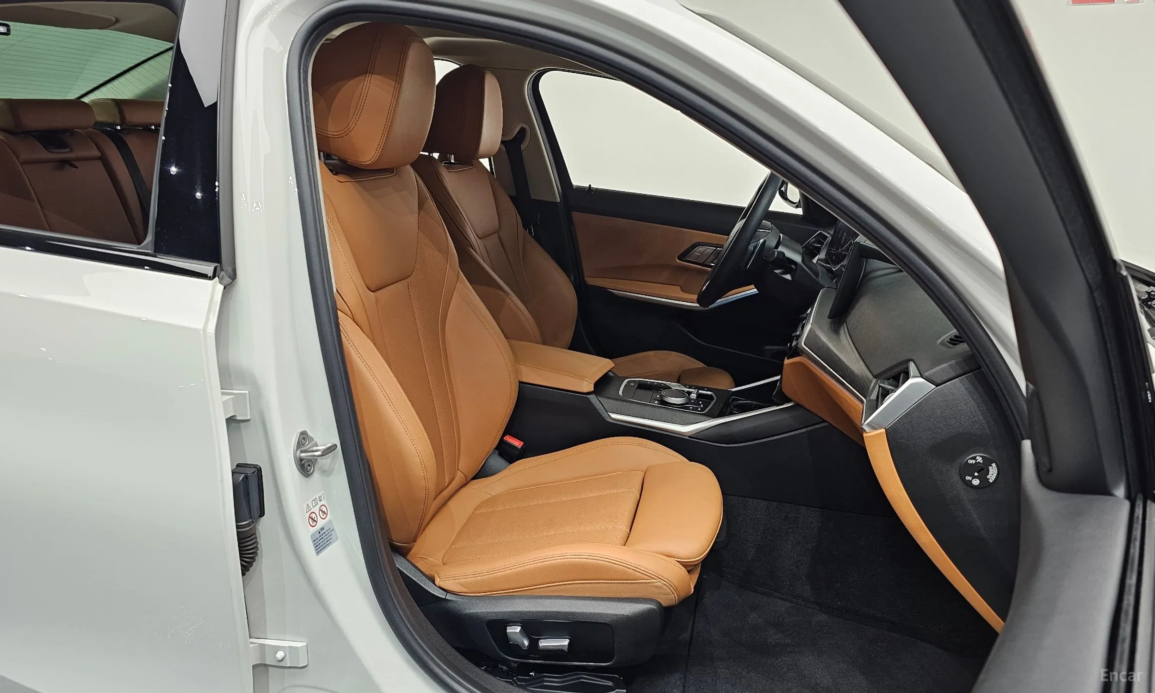 BMW 3 Series (G20) превью 10