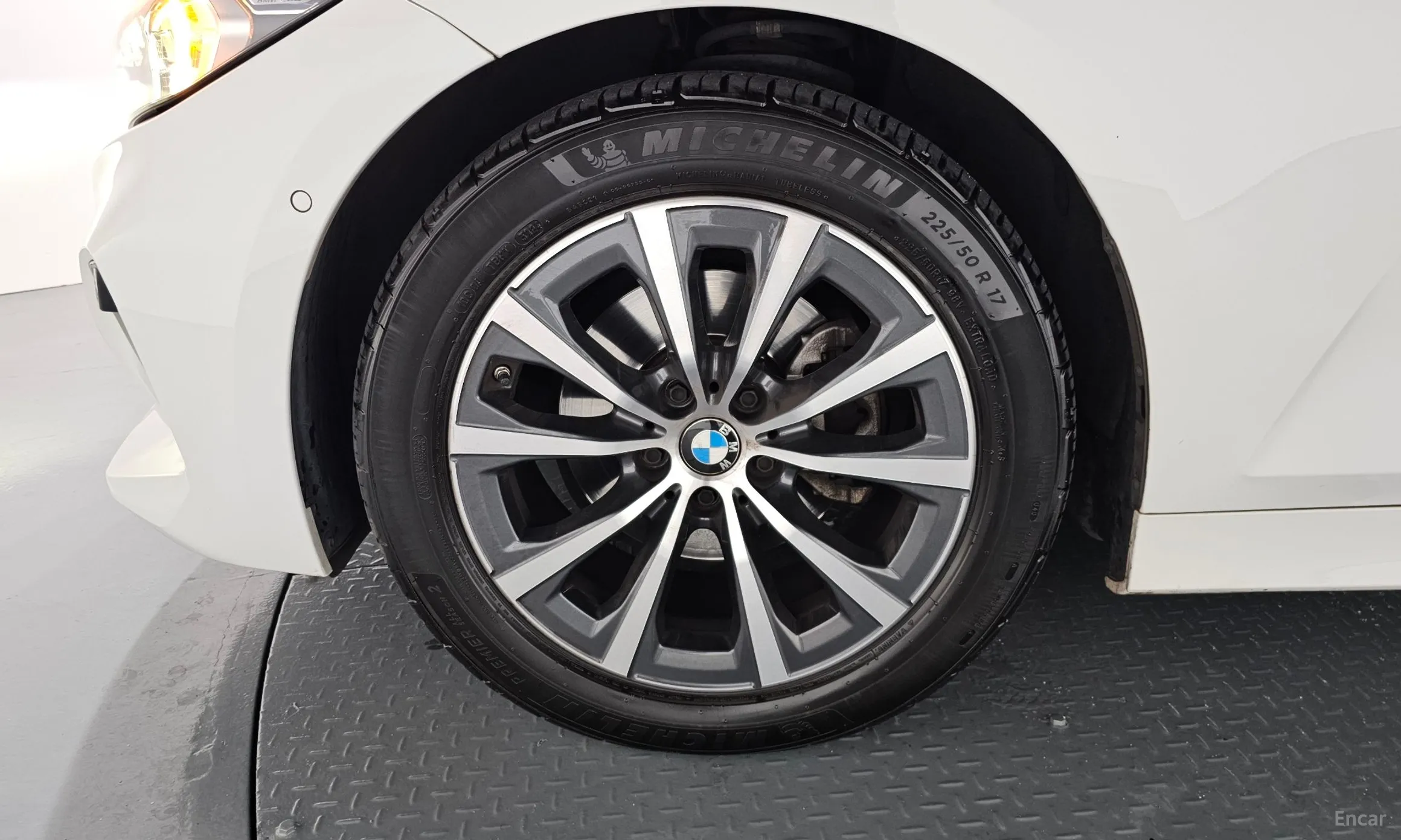 BMW 3 Series (G20) превью 5