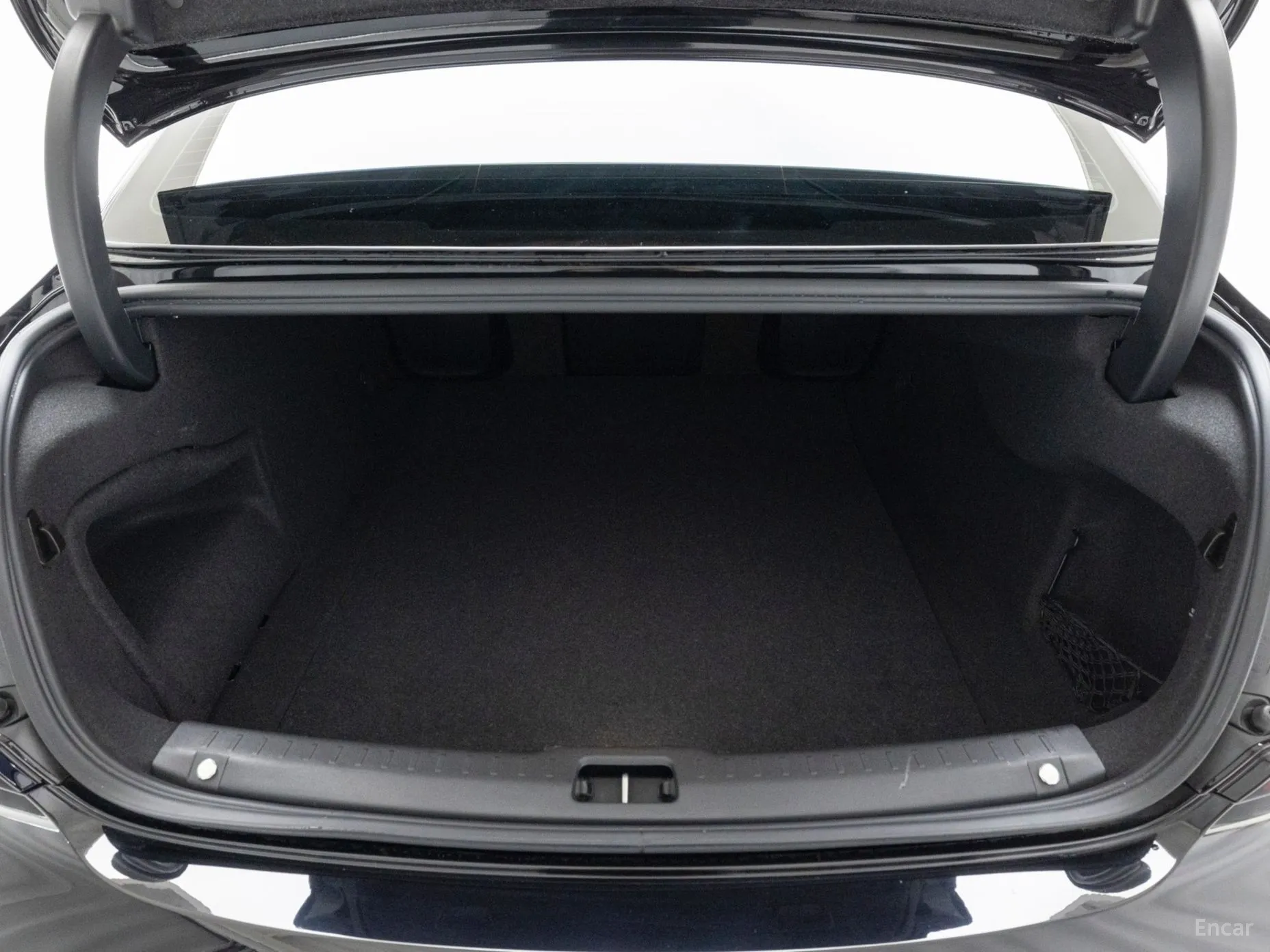 Volvo S90 превью 17