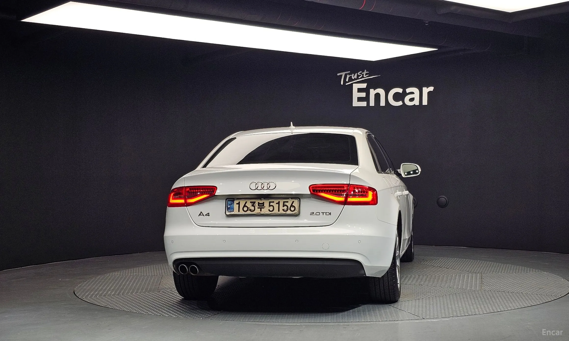 Audi New A4 превью 4