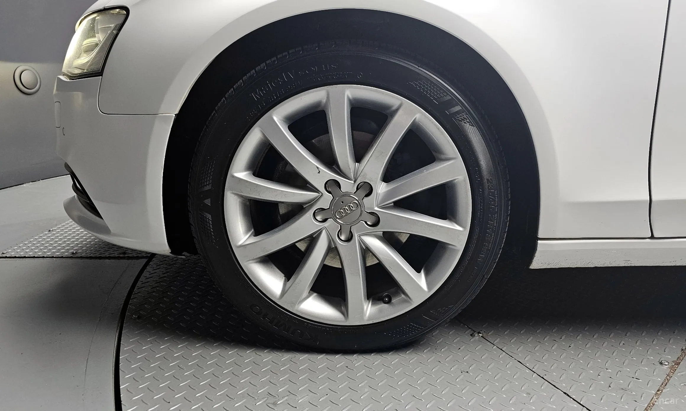 Audi New A4 превью 5