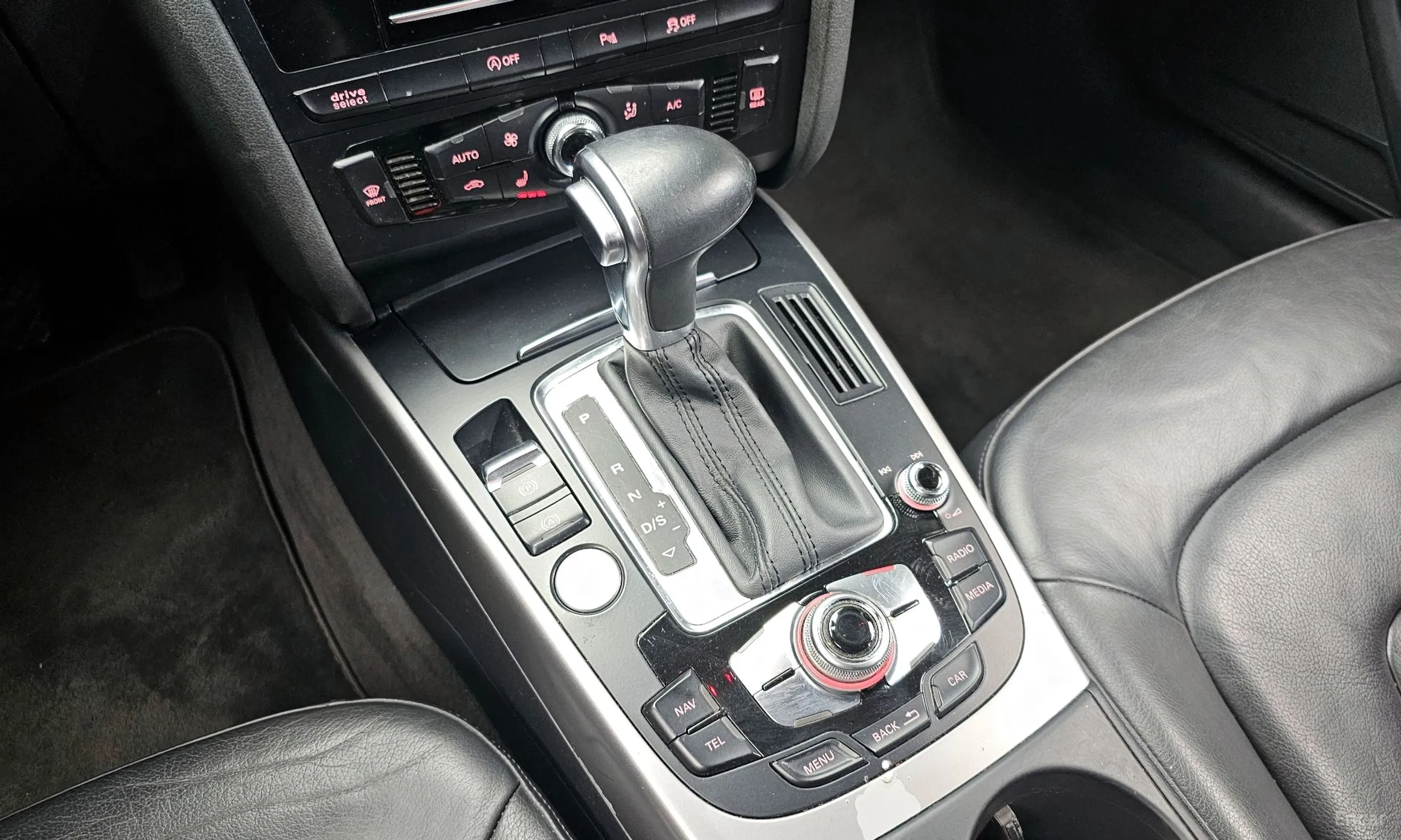 Audi New A4 превью 9