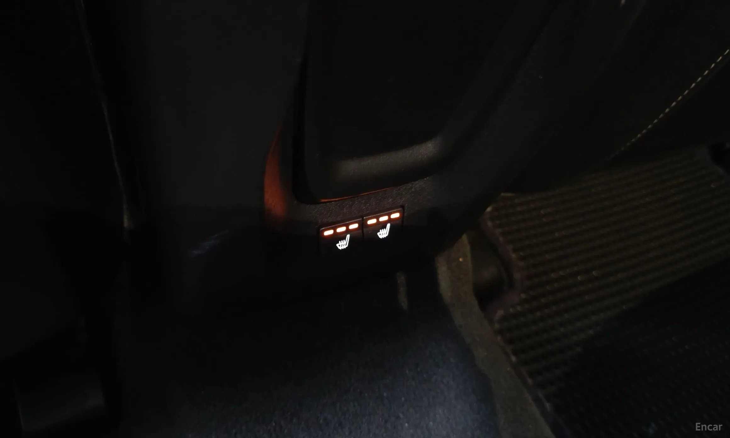 Volvo V40 превью 18