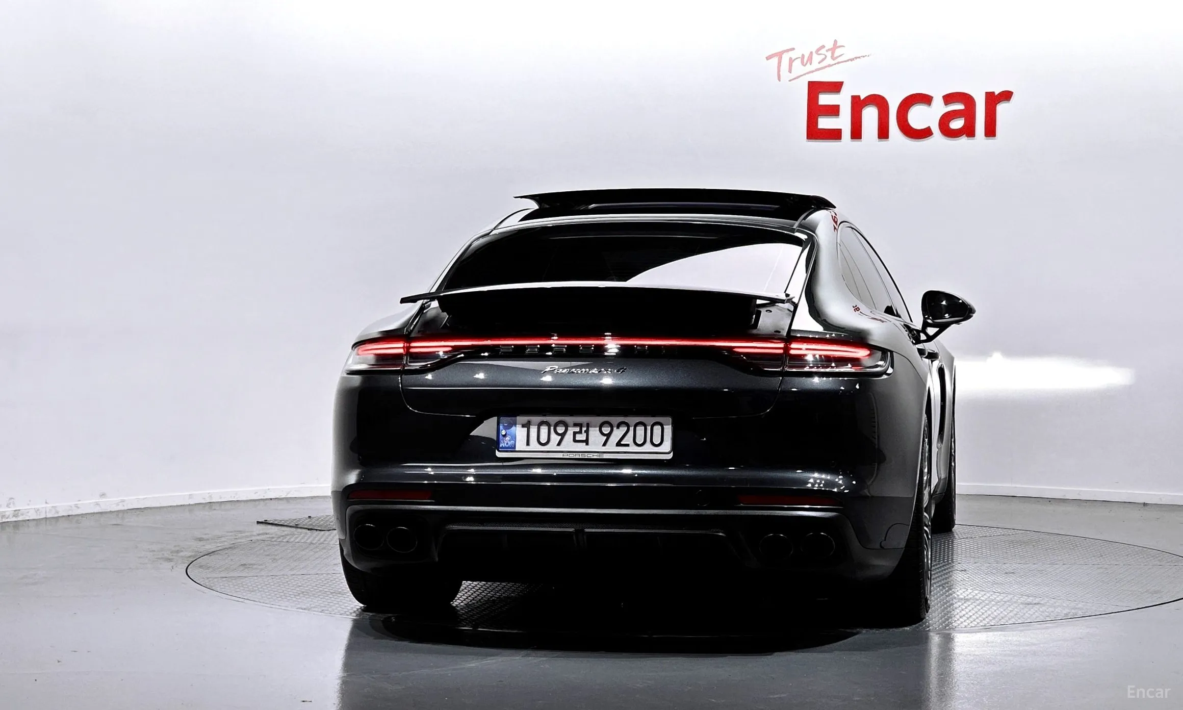 Porsche Panamera (971) превью 4