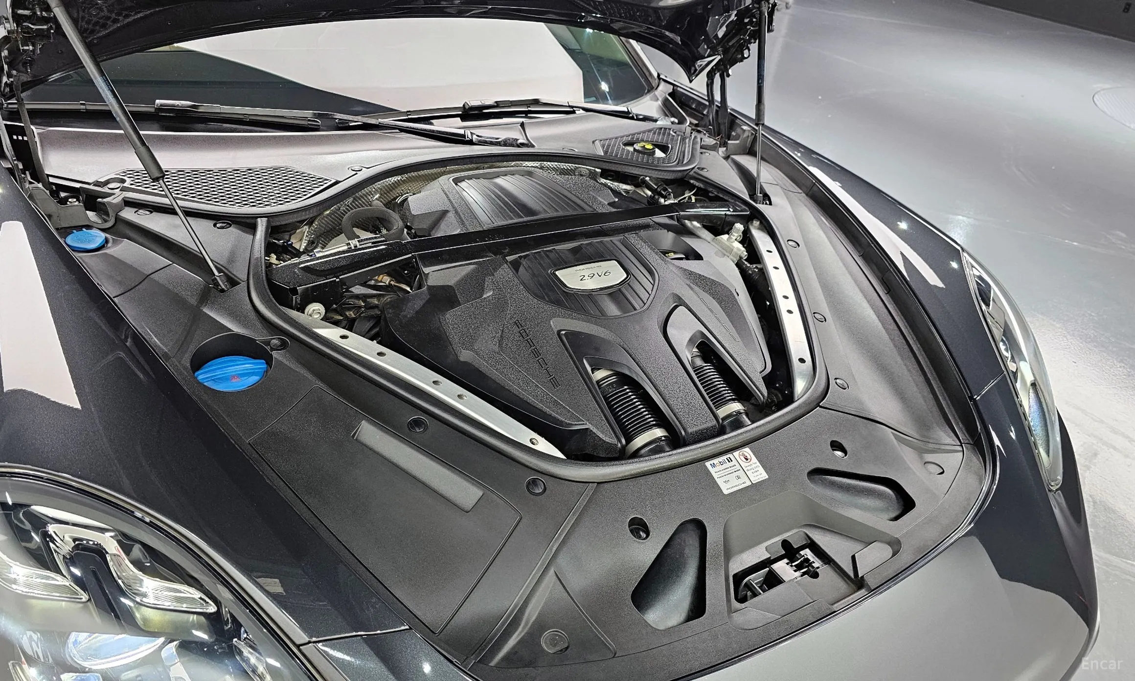 Porsche Panamera (971) превью 6