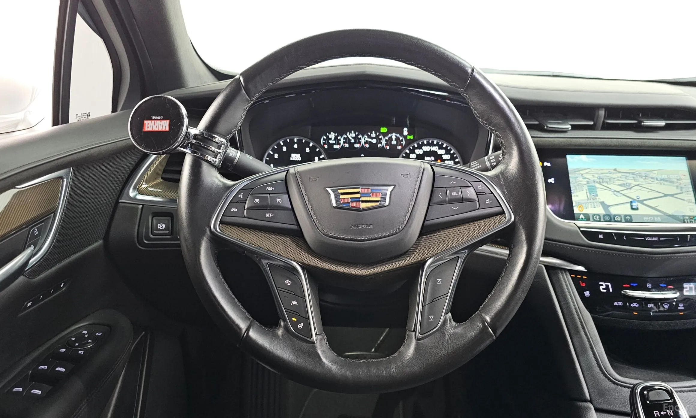 Cadillac XT5 превью 13