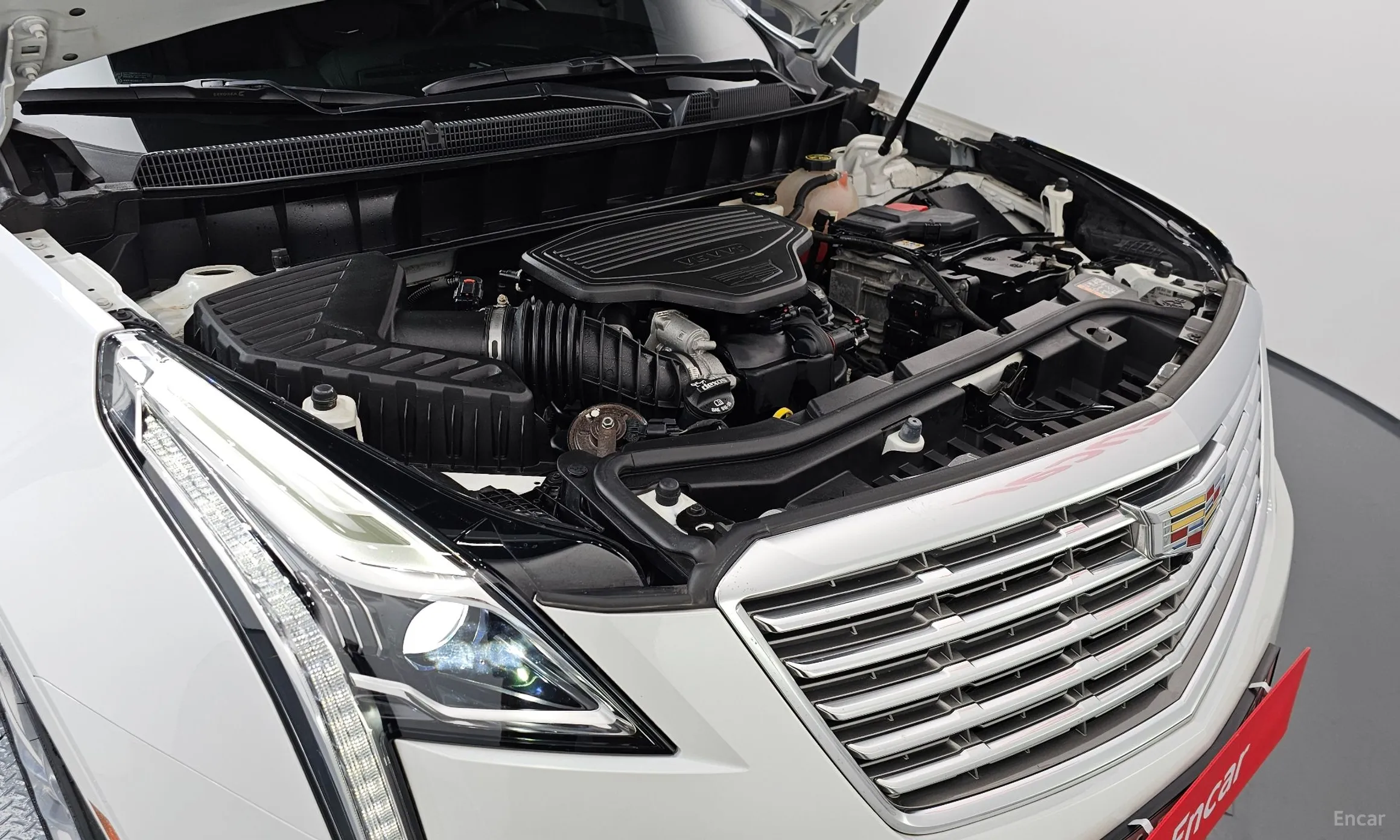 Cadillac XT5 превью 6