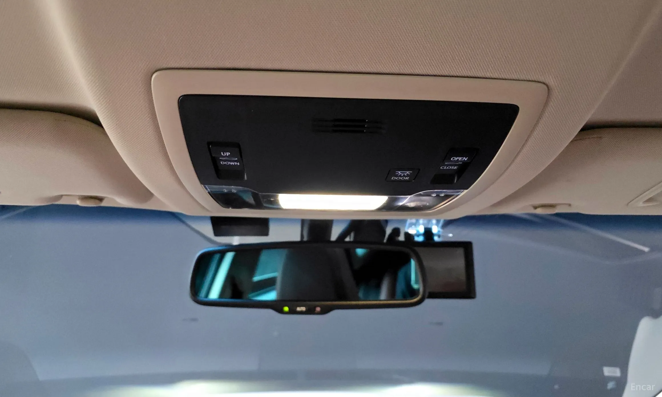 Lexus NX300h превью 18