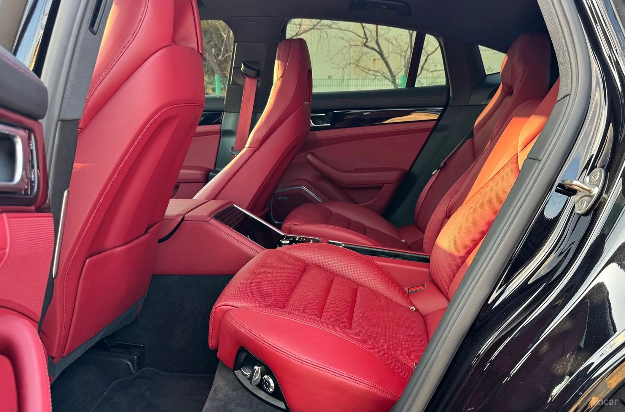 Porsche Panamera (971) превью 13