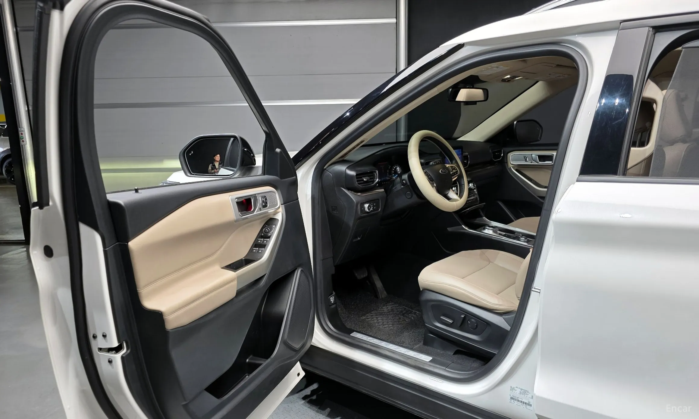 Ford Explorer 6th Generation превью 10