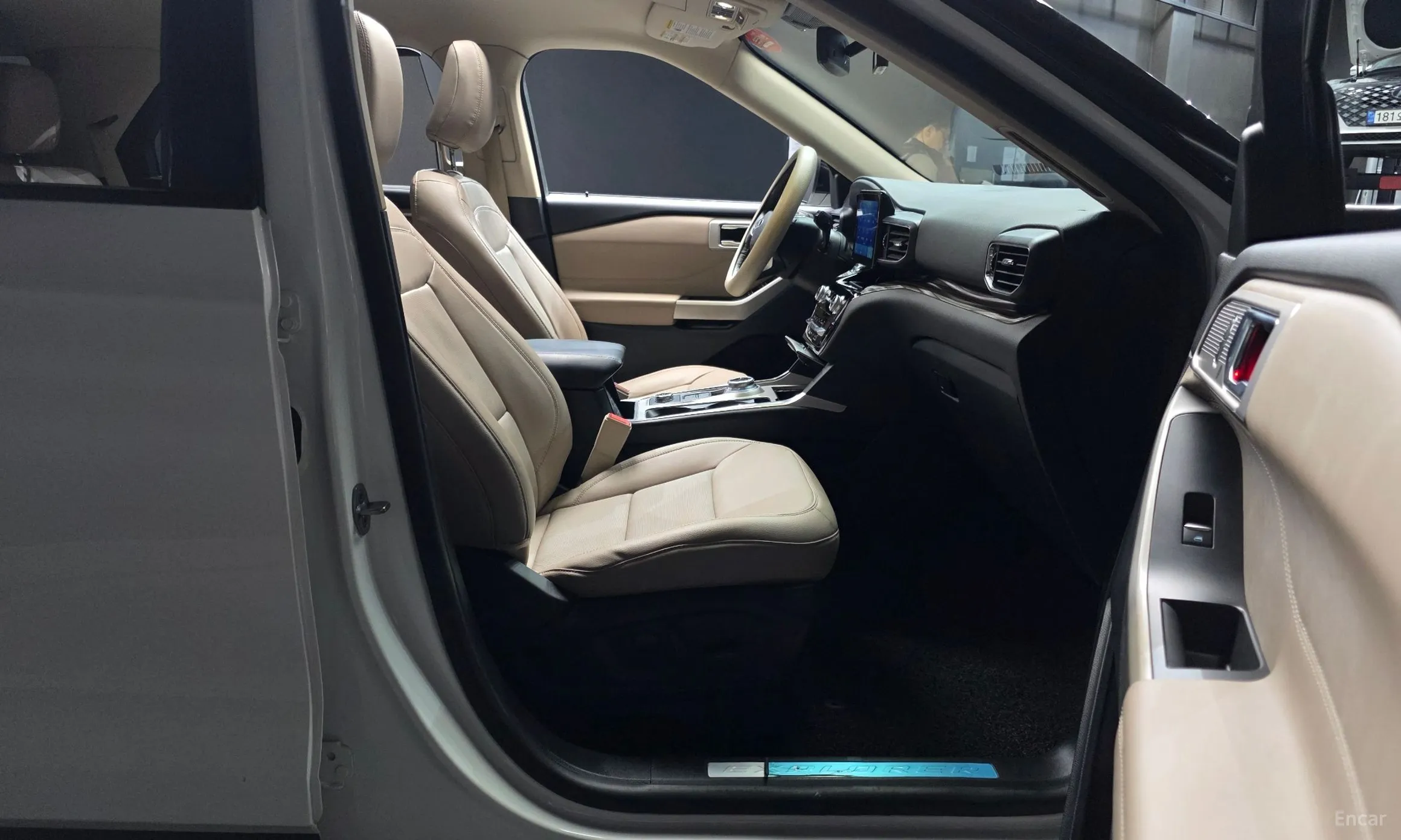 Ford Explorer 6th Generation превью 13