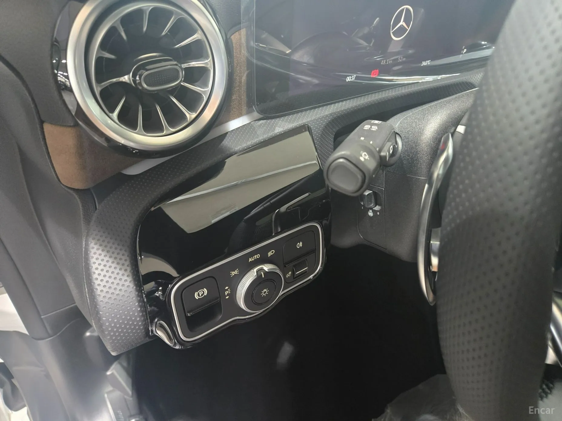 Mercedes Benz A-Class W177 превью 10