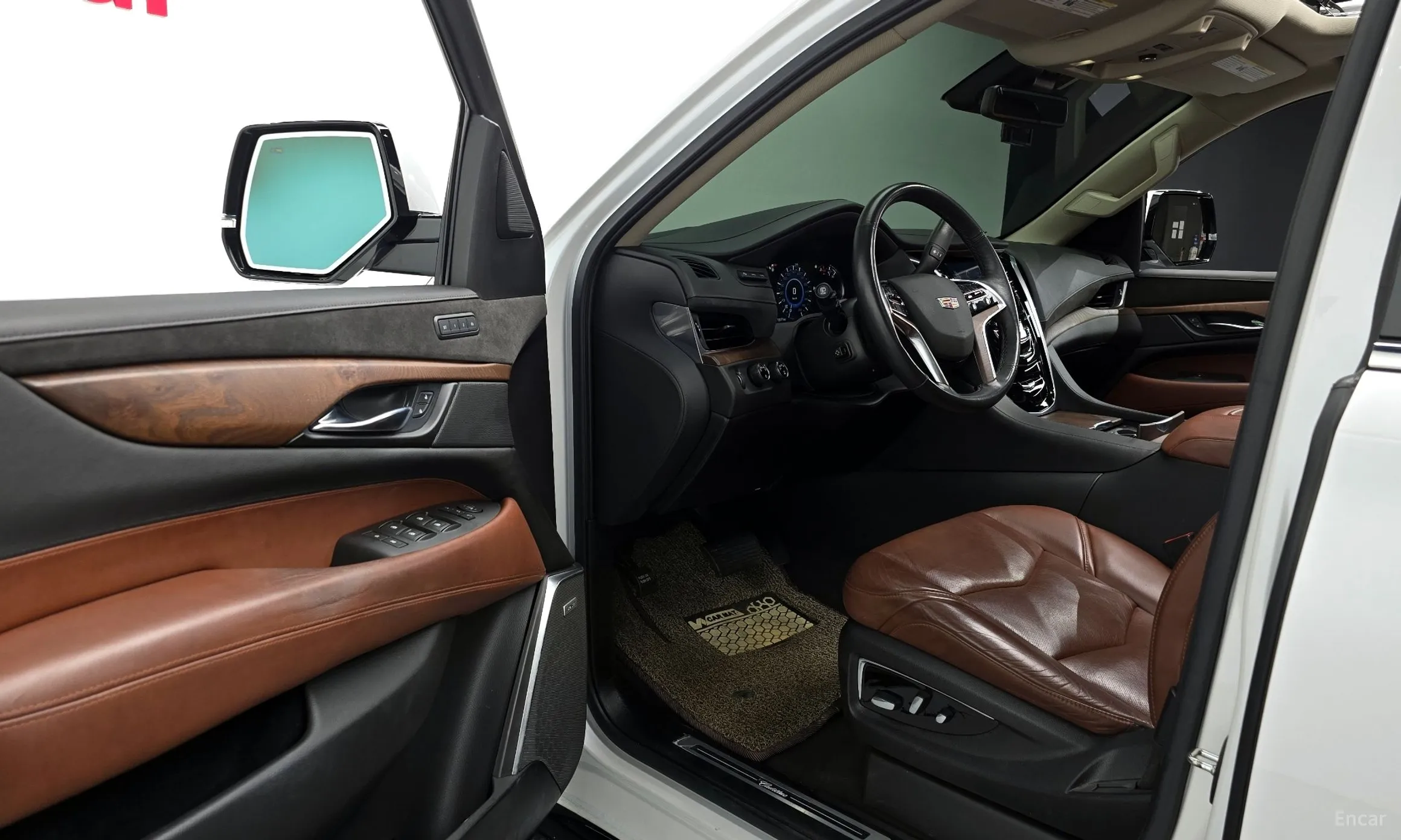 Cadillac Escalade превью 11