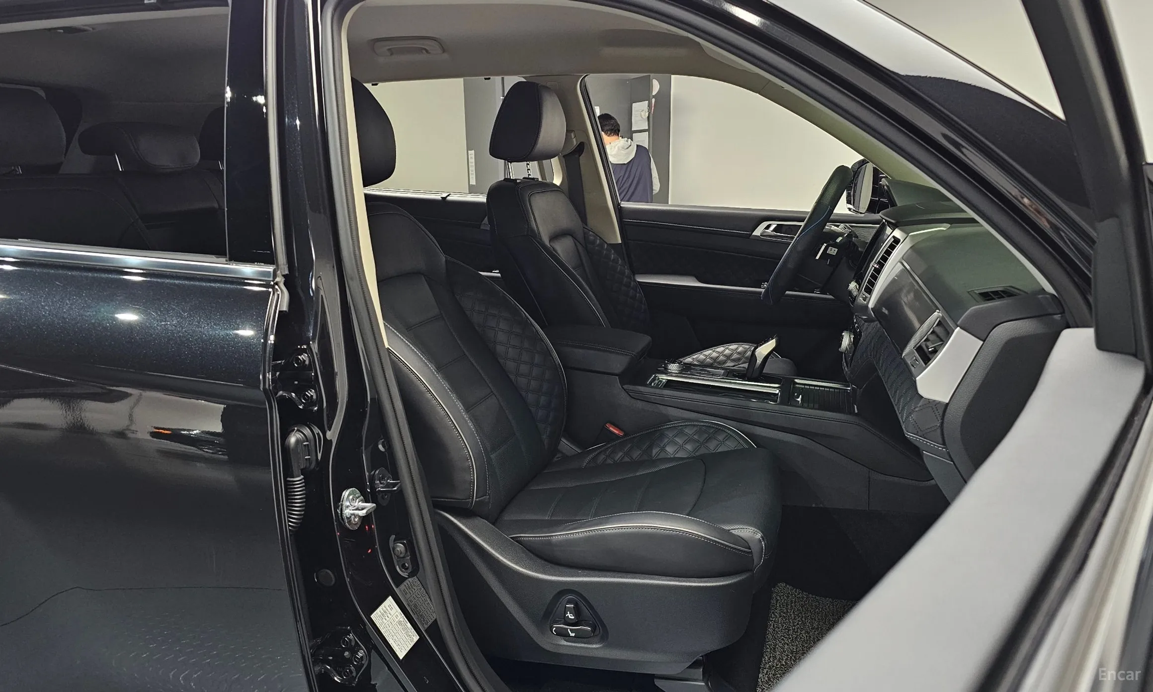 KG Mobility (SsangYong) Rexton превью 10
