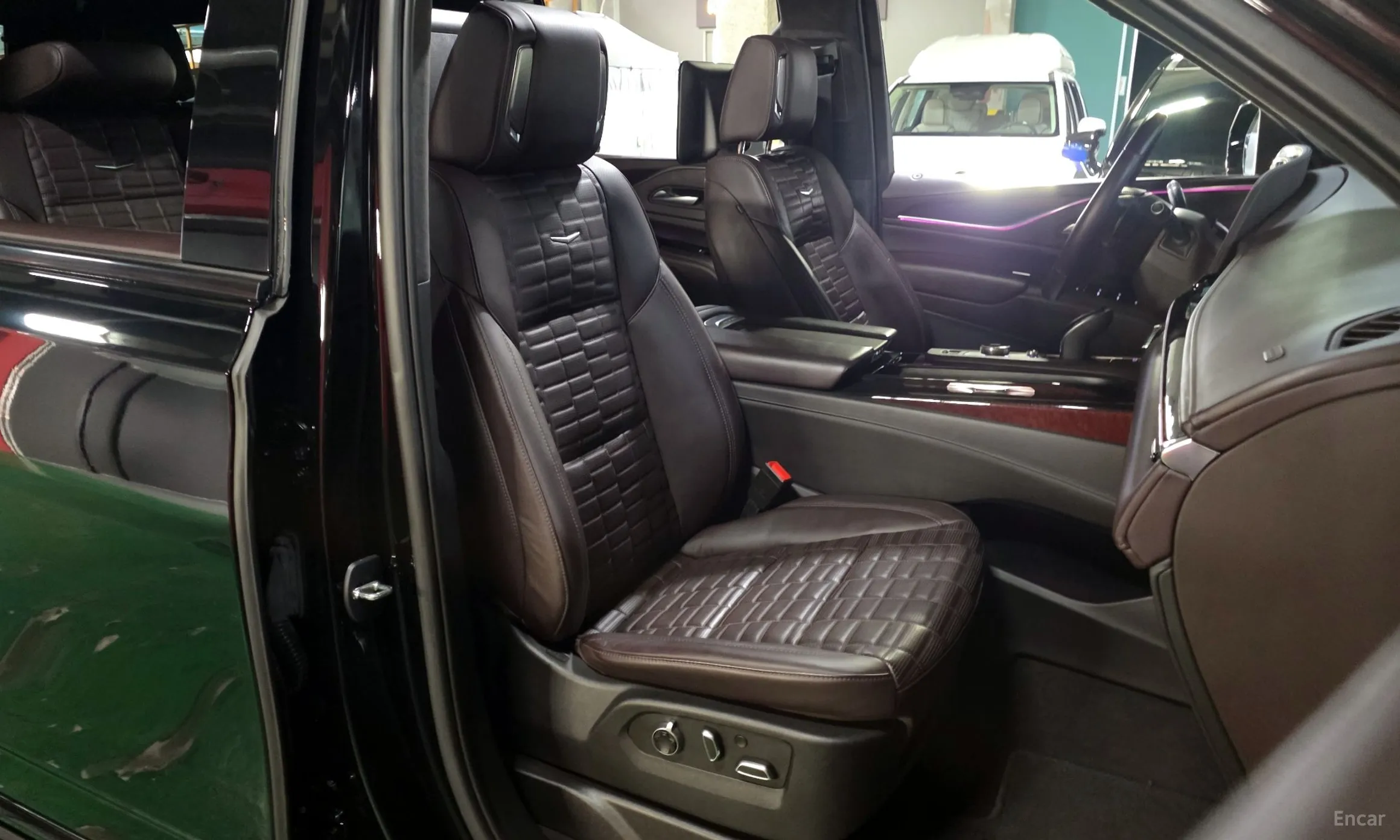 Cadillac Escalade 5th Generation превью 12
