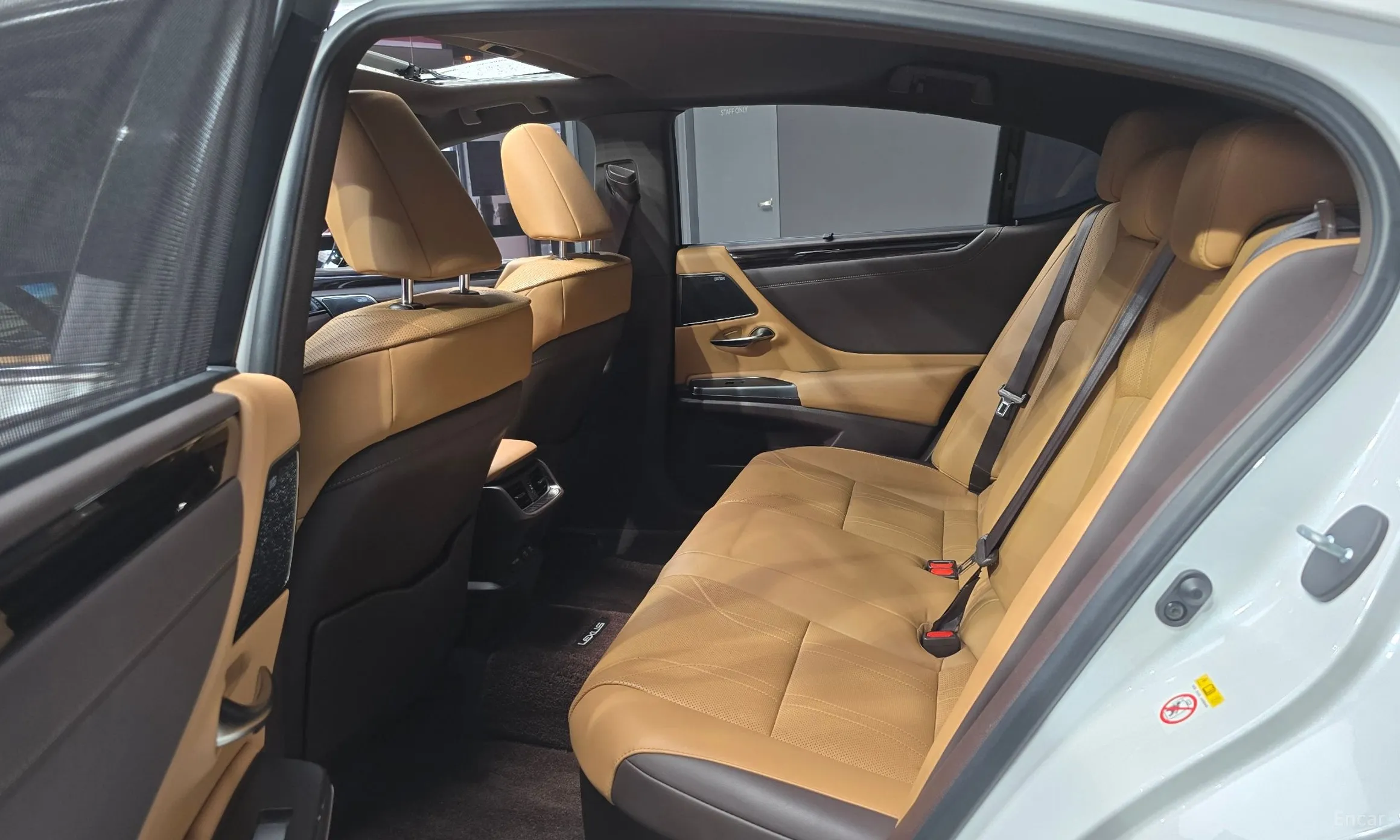 Lexus ES300h 7th Generation превью 12