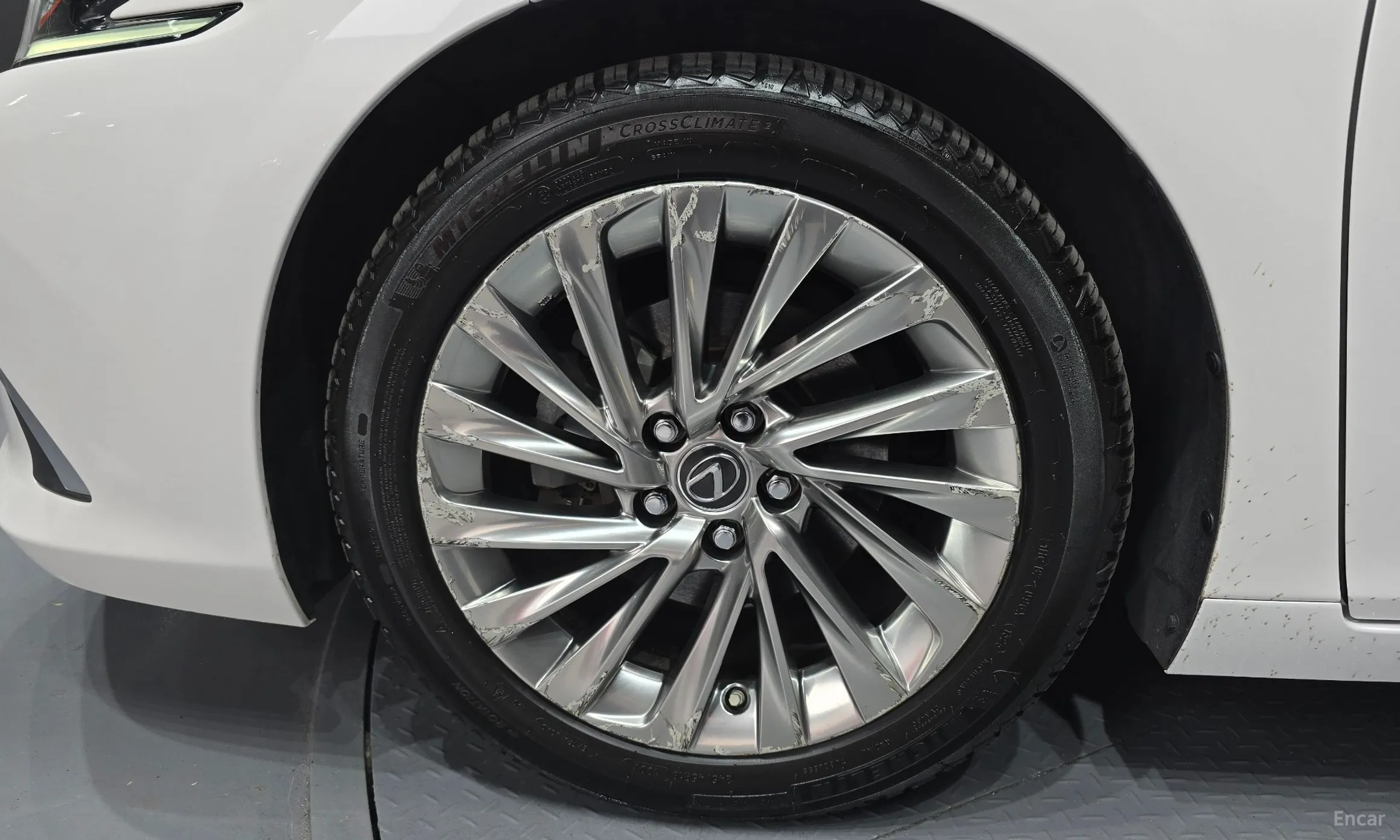 Lexus ES300h 7th Generation превью 5